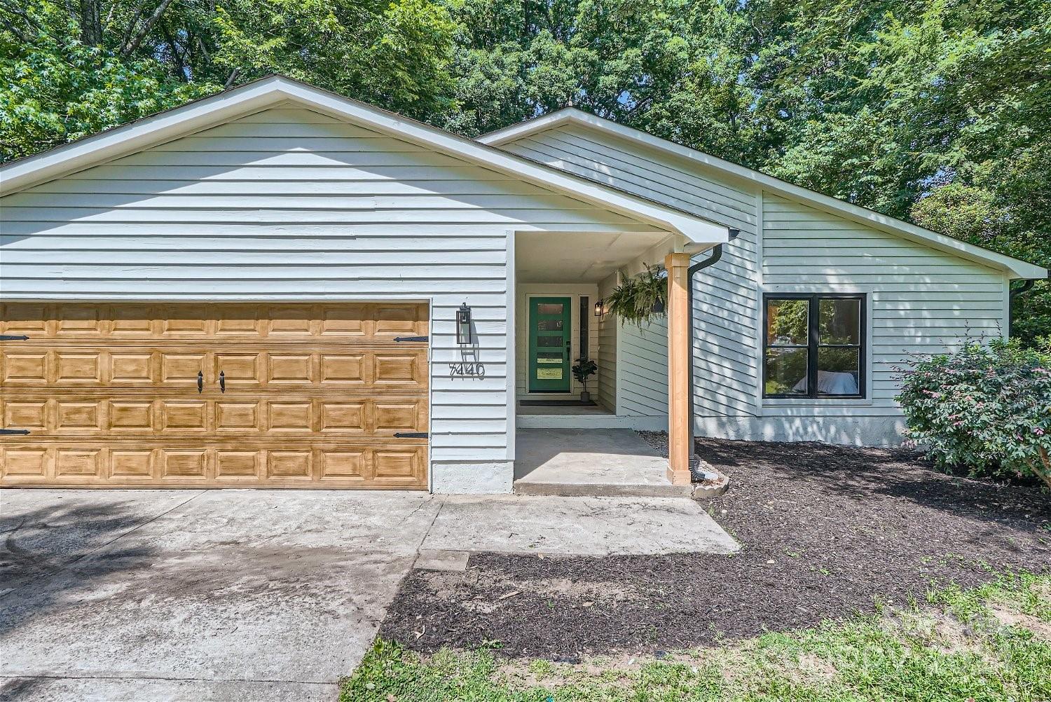 Property image 1 at 7440 Sheffingdell Drive, Charlotte, NC 28226