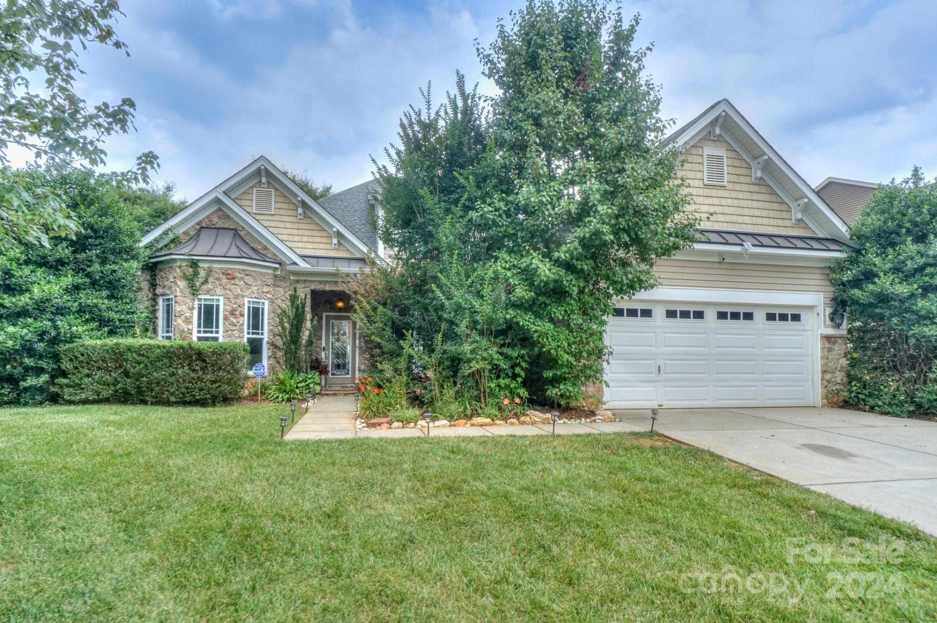 Property image 1 at 128 Fielding Street, Mount Holly, NC 28120