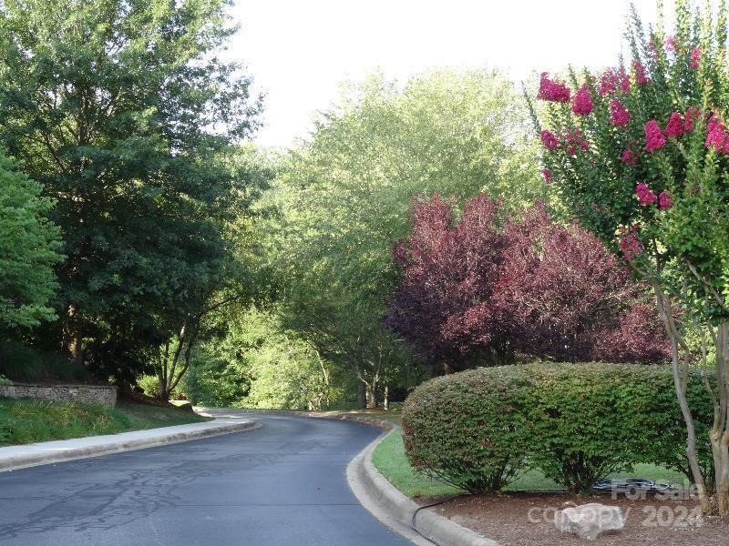 Property image 1 at 1402 Deermouse Way, Hendersonville, NC 28792