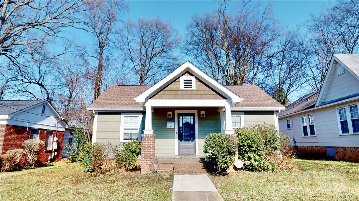 Property image 1 at 2014 Roslyn Avenue, Charlotte, NC 28208