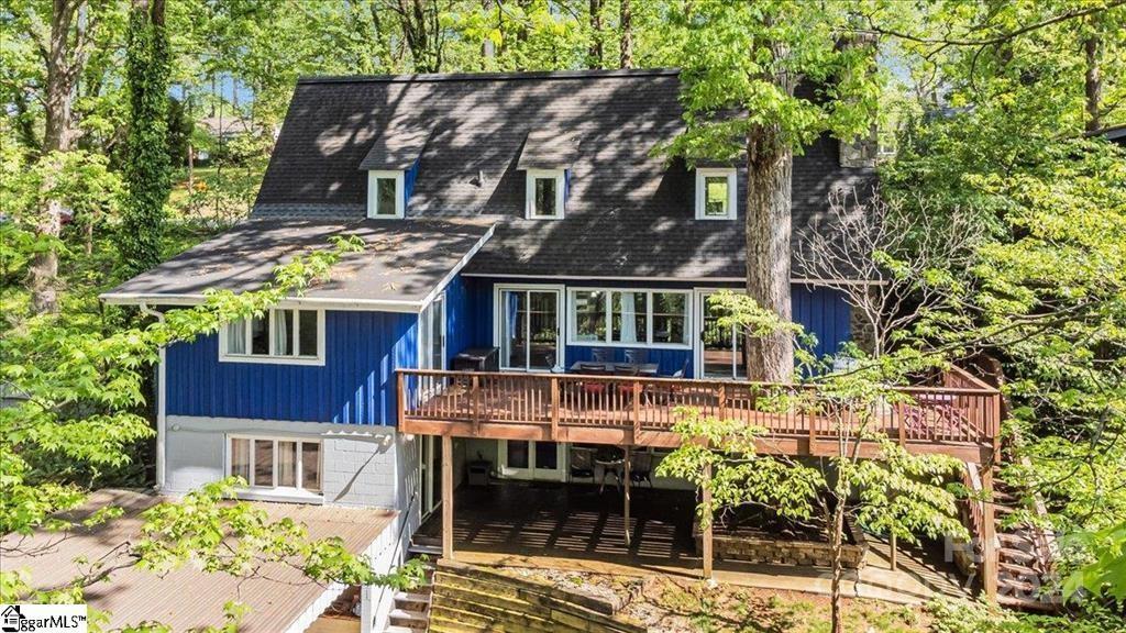 145 Bradley Boulevard