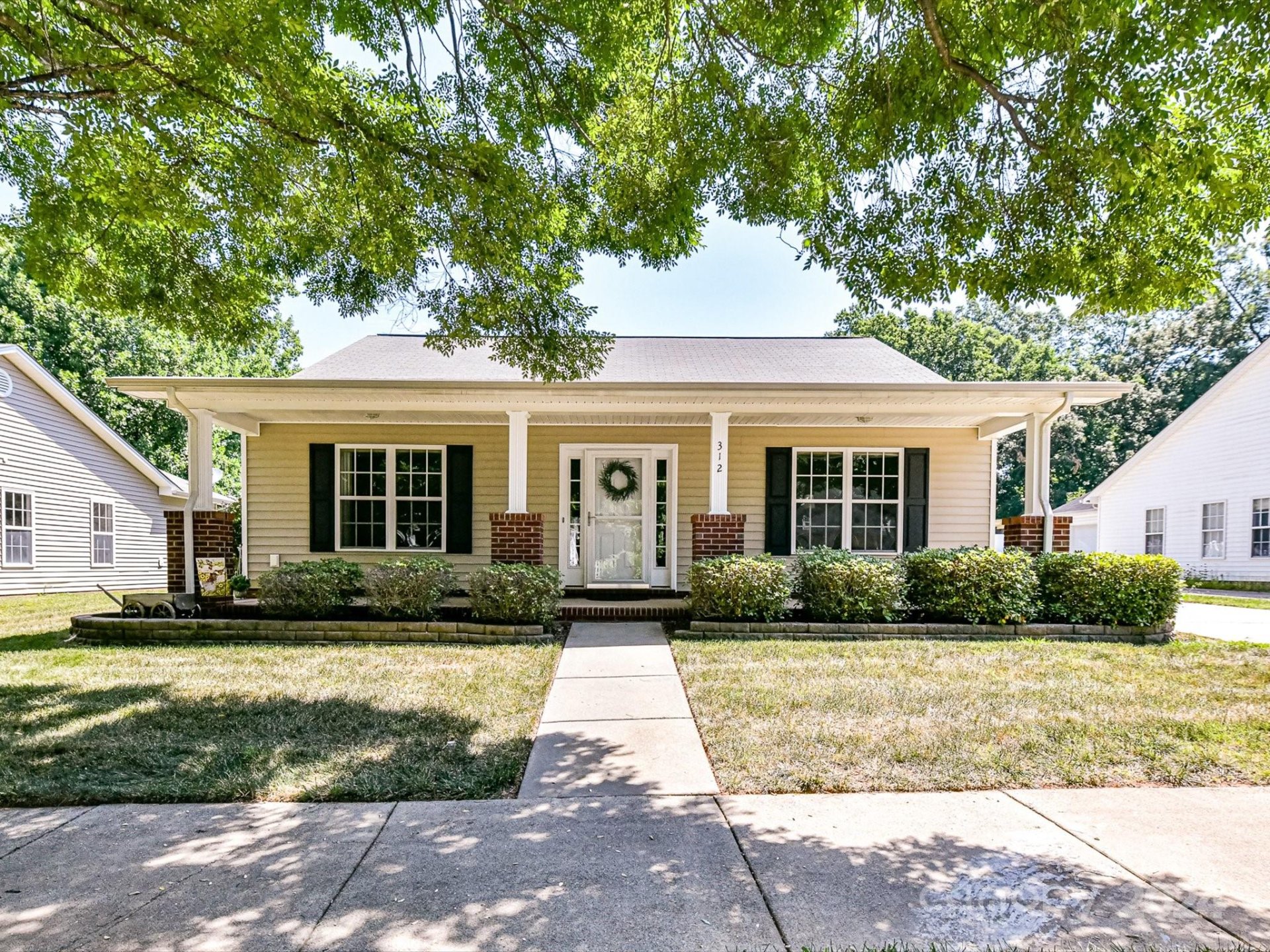 Property image 1 at 312 Llewellyn Street, Belmont, NC 28012