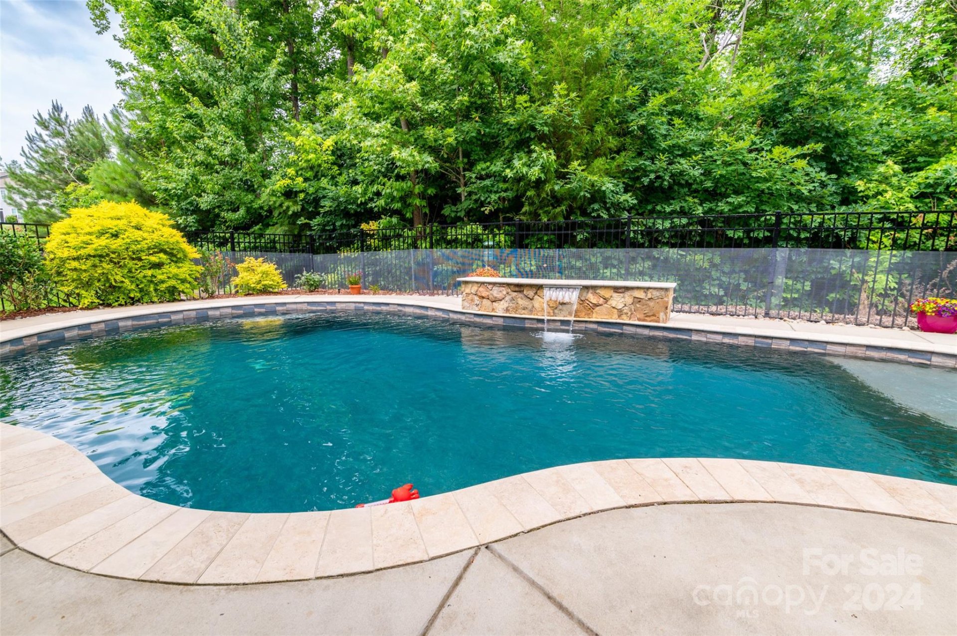 Property image 1 at 124 Tomahawk Drive, Mooresville, NC 28117