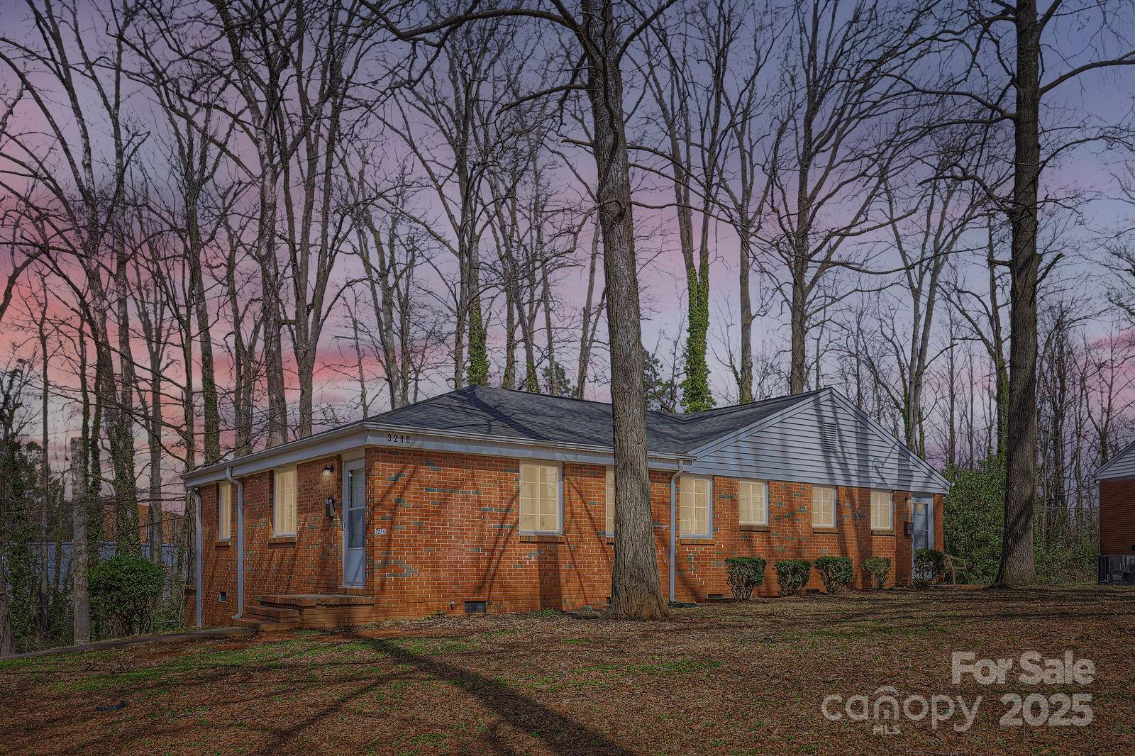 Property image 2 at 3210 Marlborough Road, Charlotte, NC 28208