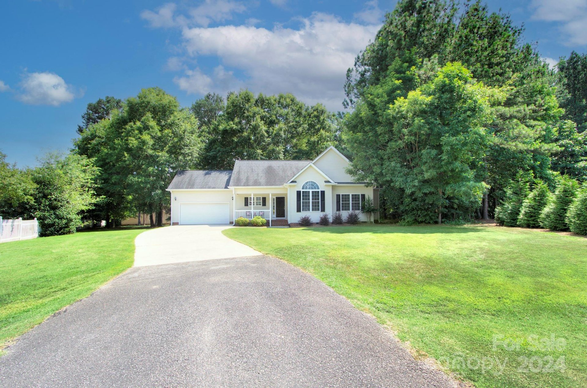 Property image 3 at 2141 Dolly Rose Drive, York, SC 29745