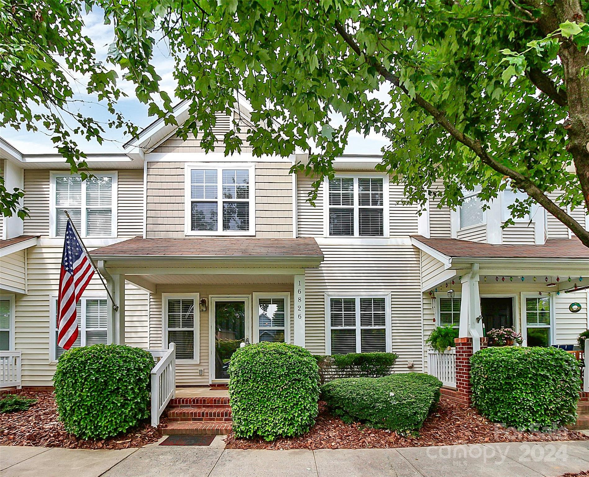 16826 Bridgeton Lane