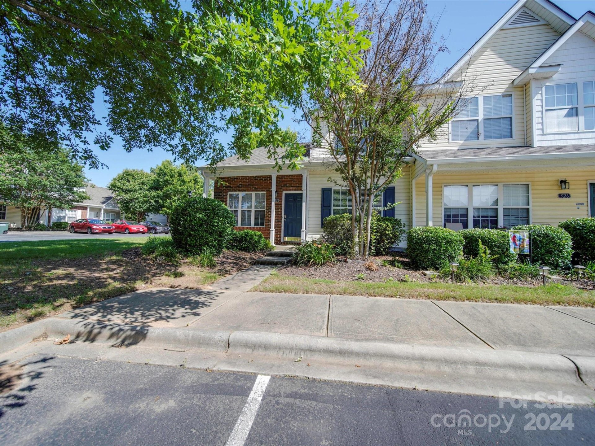 Property image 2 at 328 Deep Water Lane, Fort Mill, SC 29715