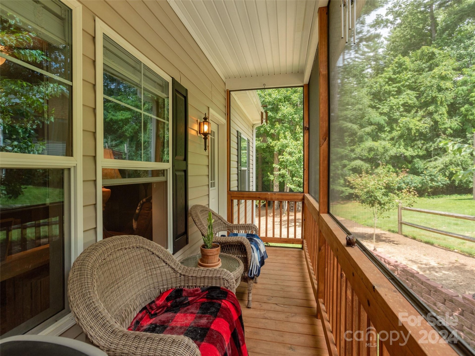 Property image 4 at 138 Lone Eagle Lane, Hendersonville, NC 28739