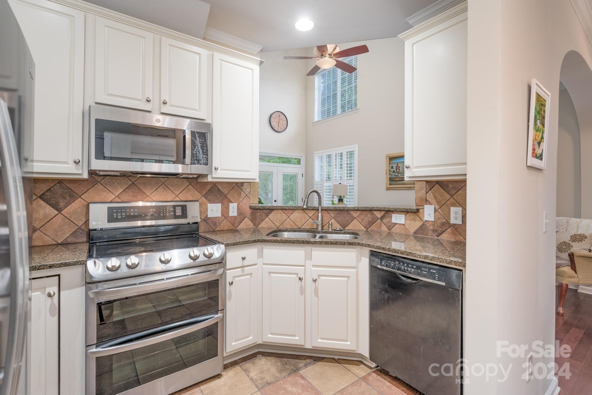 584 Pine Links Drive