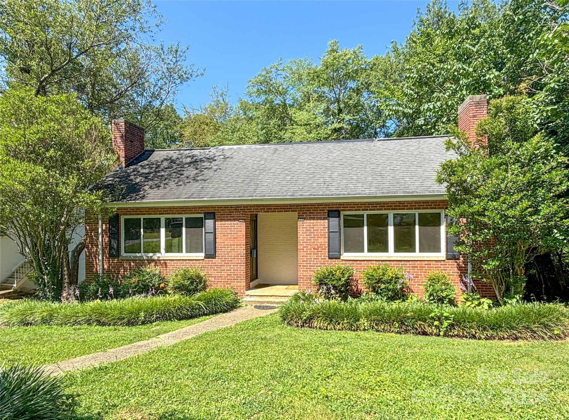 Property image 1 at 841 North Center Street, Hickory, NC 28601