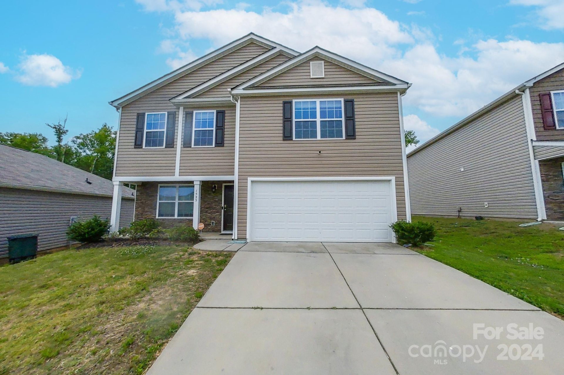 Property image 1 at 1525 Lilly Spring Place, Dallas, NC 28034