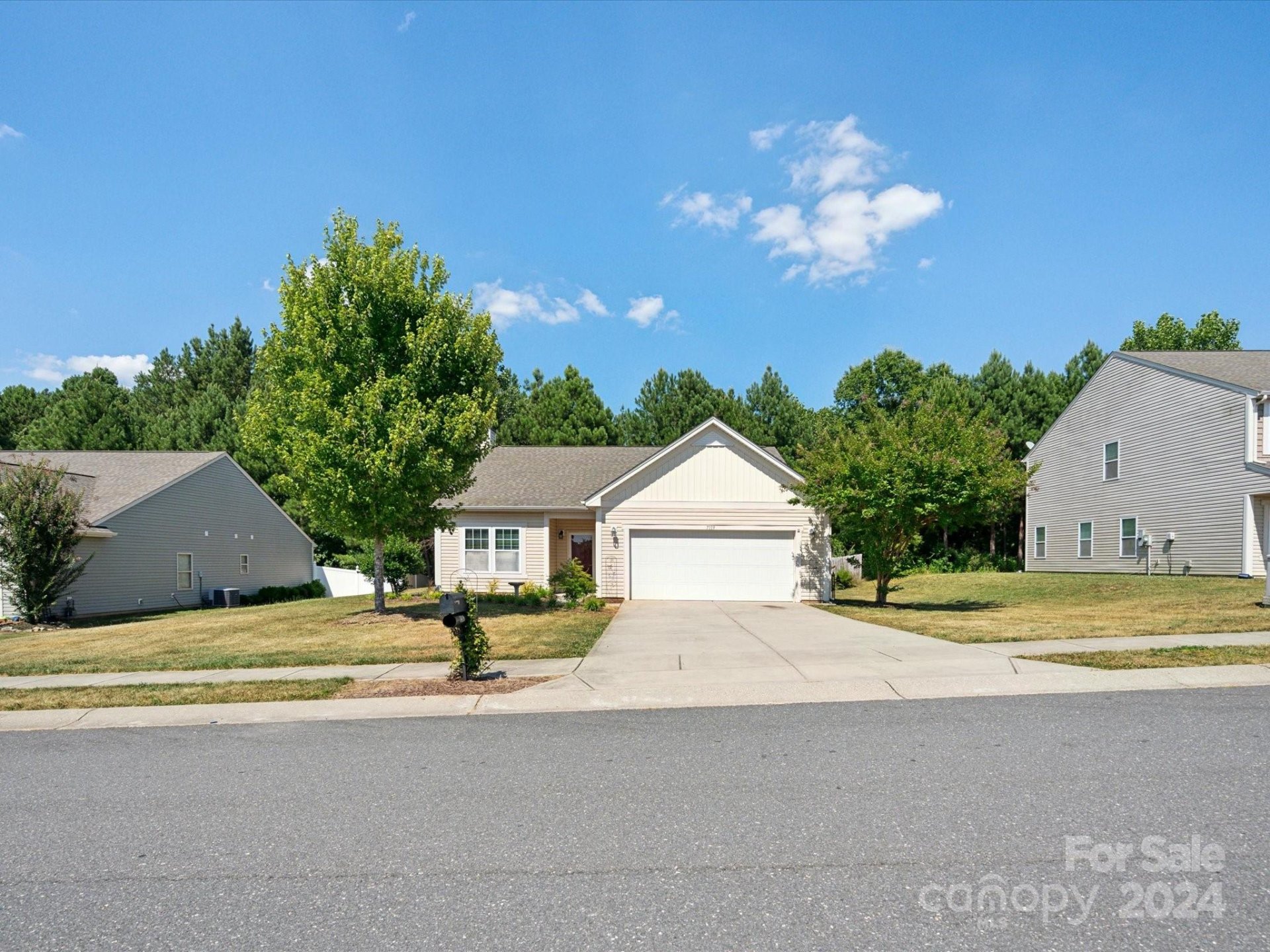 Property image 5 at 7119 Sonja Drive, Clover, SC 29710