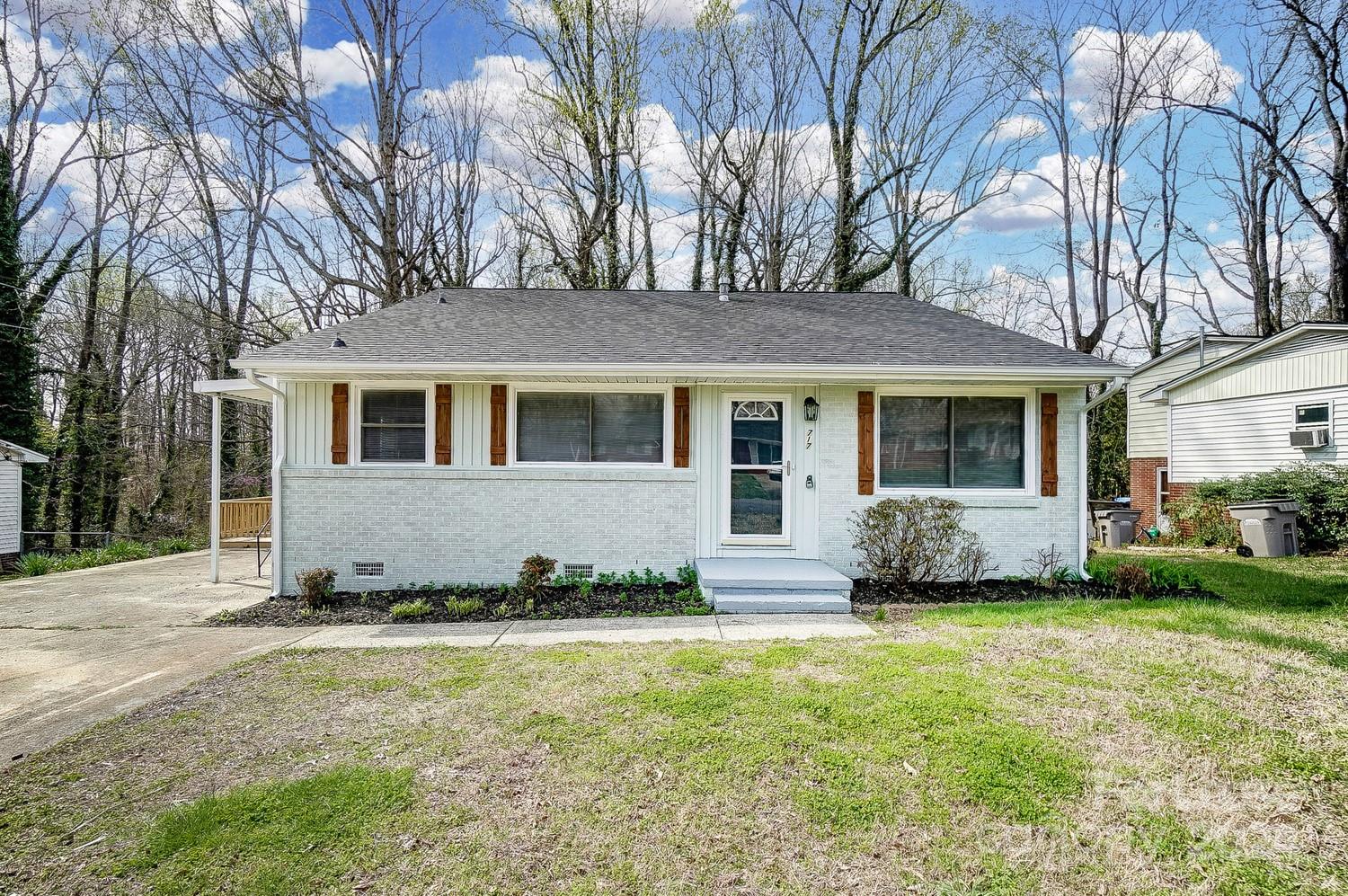 Property image 1 at 717 Forest Drive, Gastonia, NC 28054