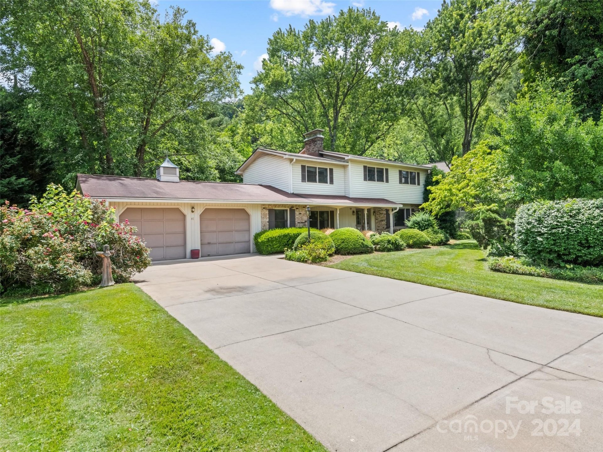47 Meadowood Lane
