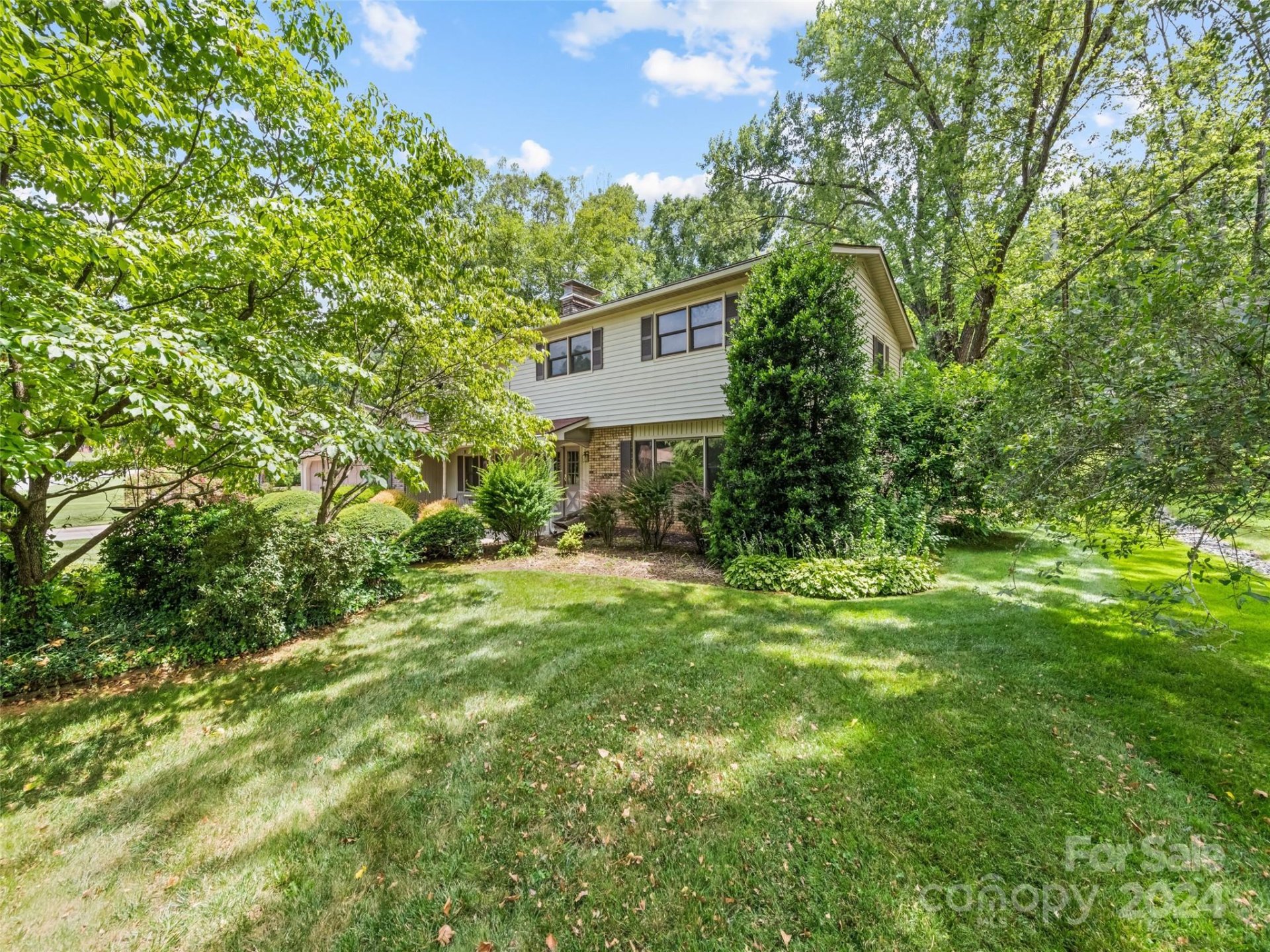 Property image 3 at 47 Meadowood Lane, Waynesville, NC 28786