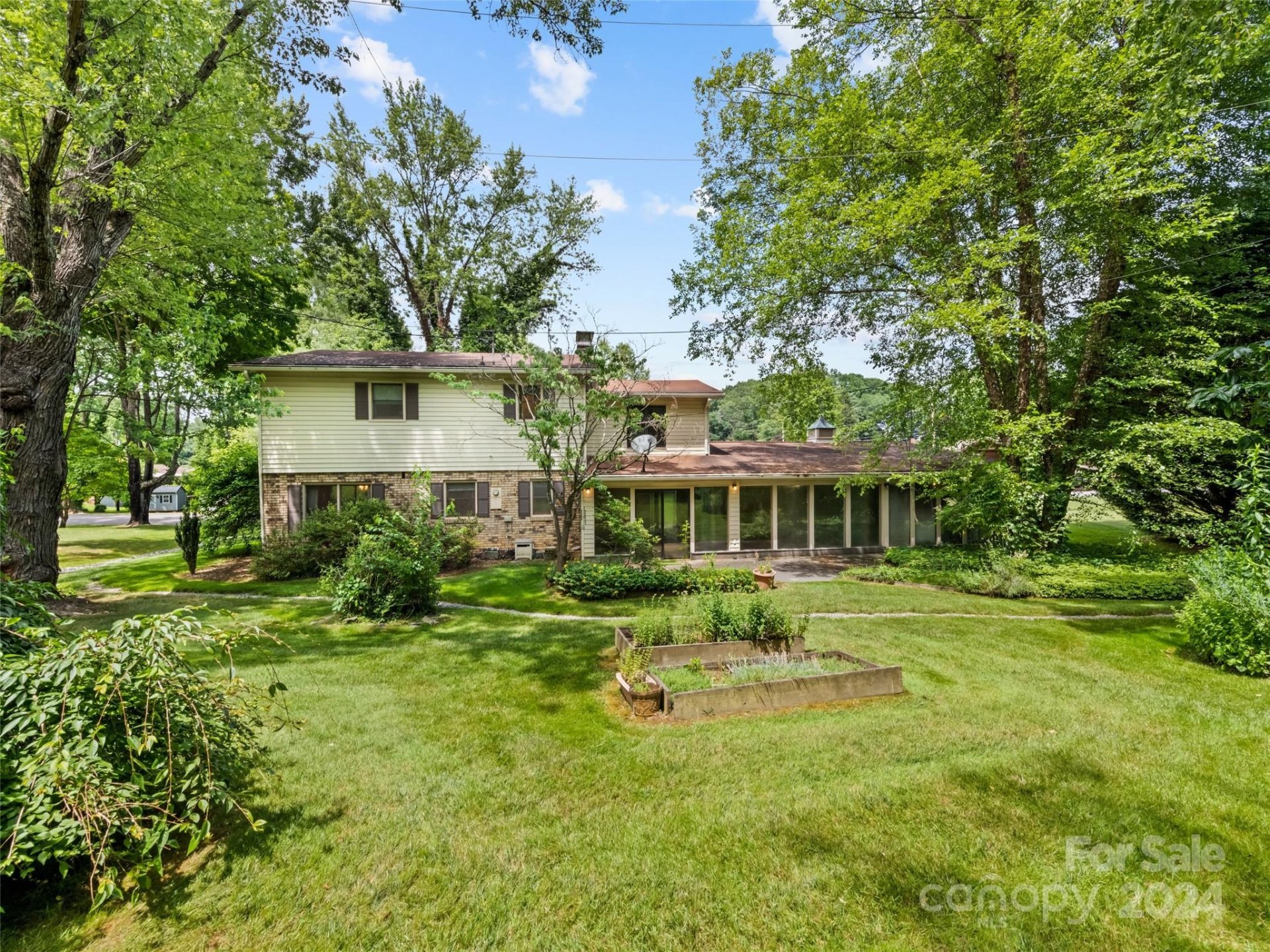Property image 5 at 47 Meadowood Lane, Waynesville, NC 28786