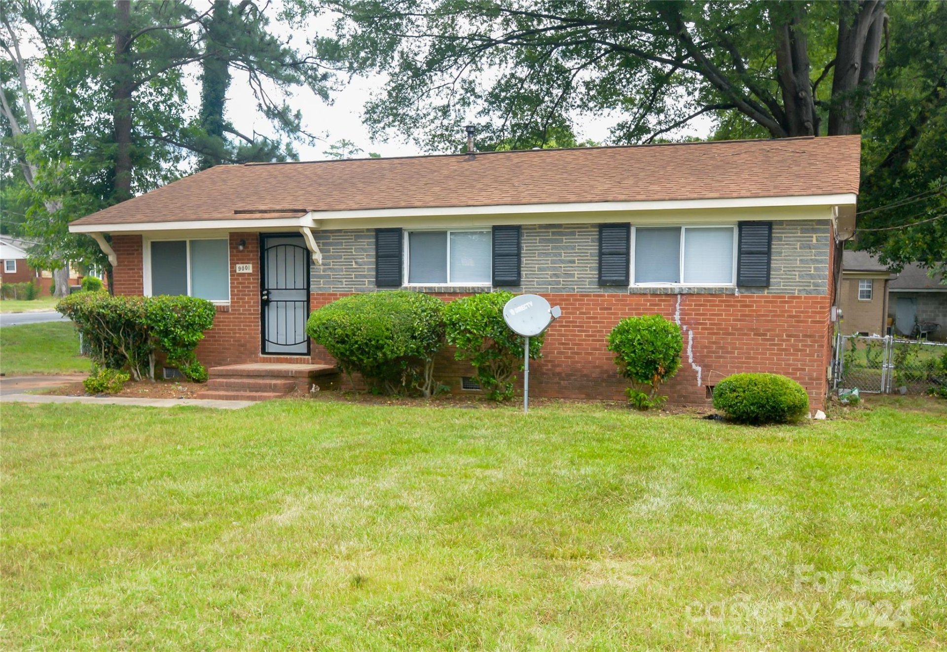 Property image 1 at 9001 Feldbank Drive, Charlotte, NC 28216