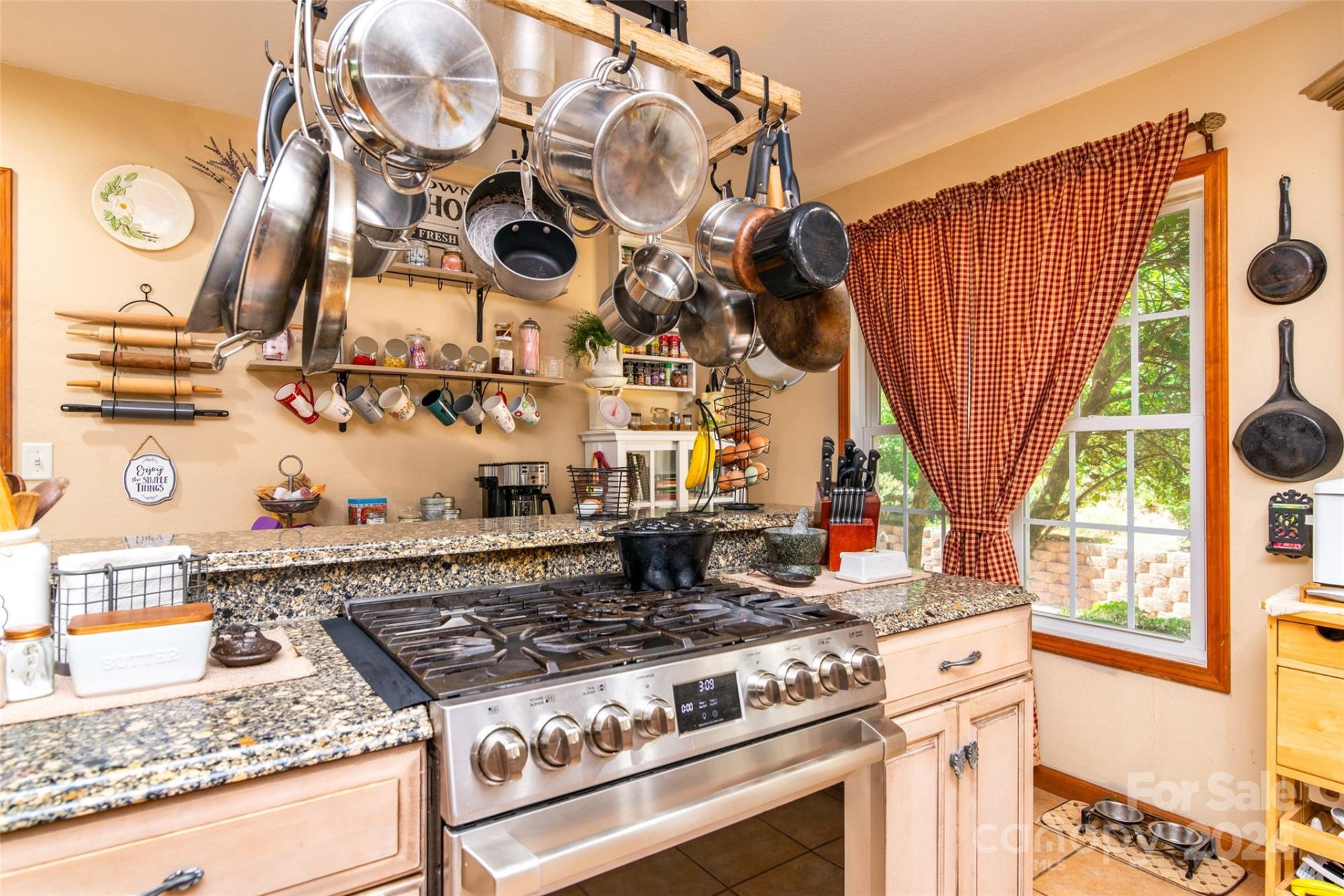 Property image 4 at 57 Sunshine Acres Drive, Sylva, NC 28779