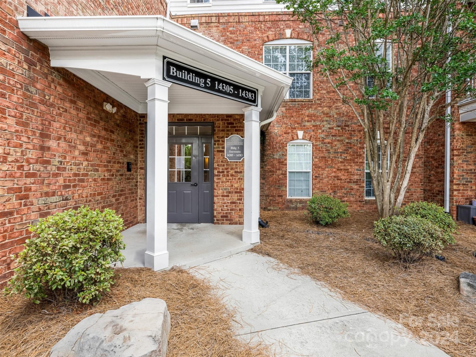 14349 San Paolo Lane