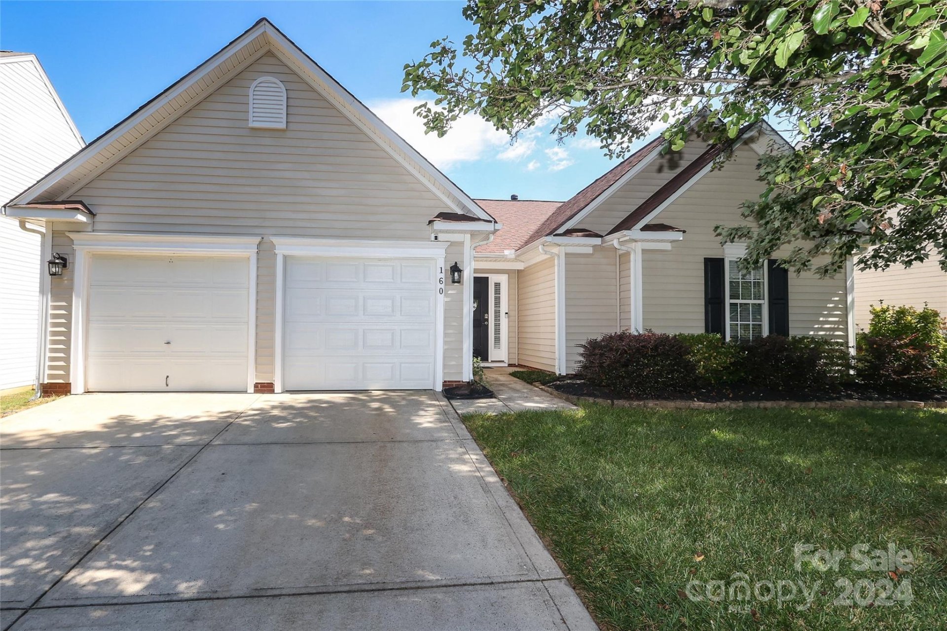 Property image 1 at 160 Markham Drive, Mooresville, NC 28115