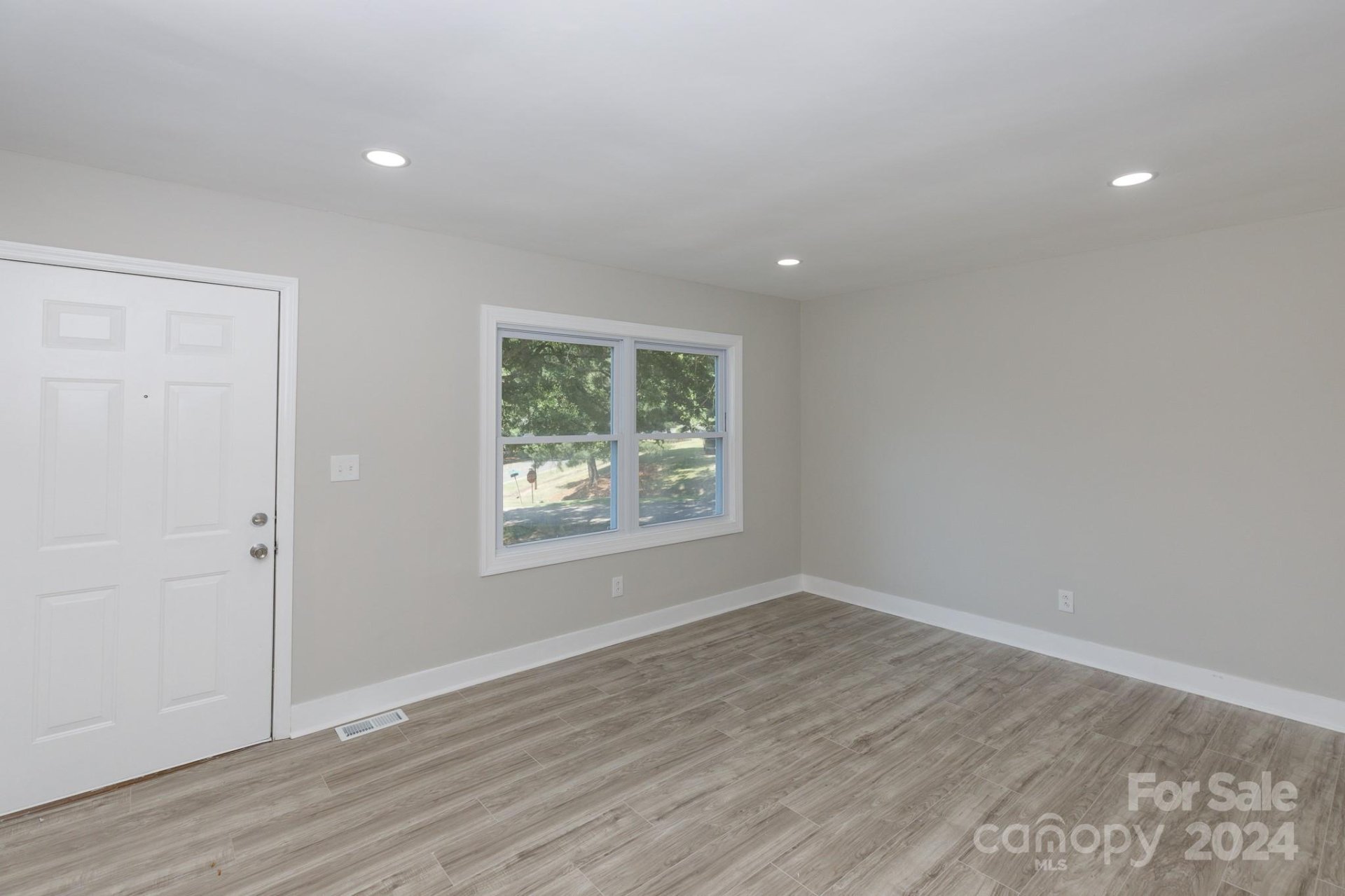 Property image 3 at 113 Valley Road, York, SC 29745