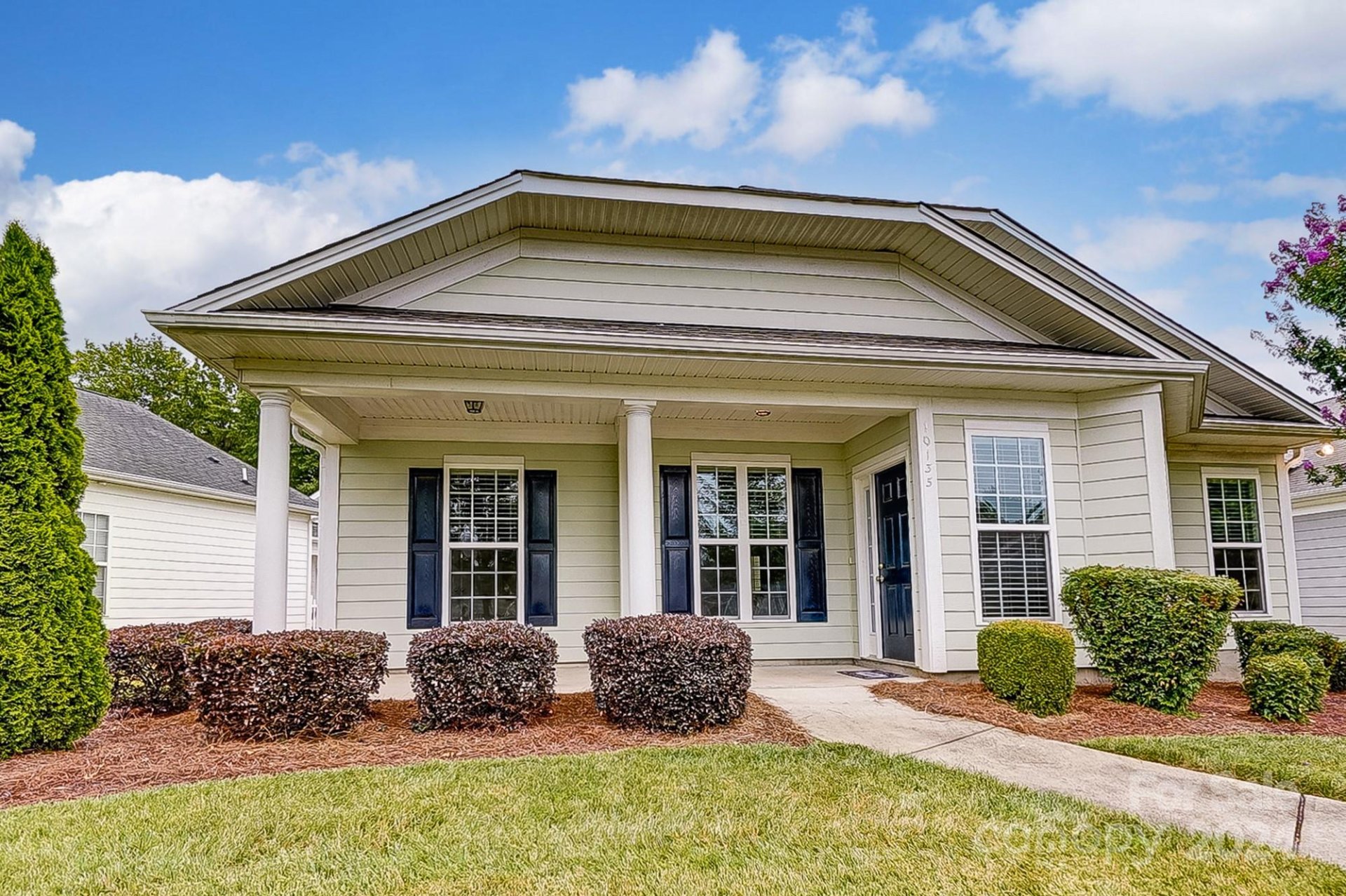 Property image 1 at 10135 Bishops Gate Boulevard, Pineville, NC 28134