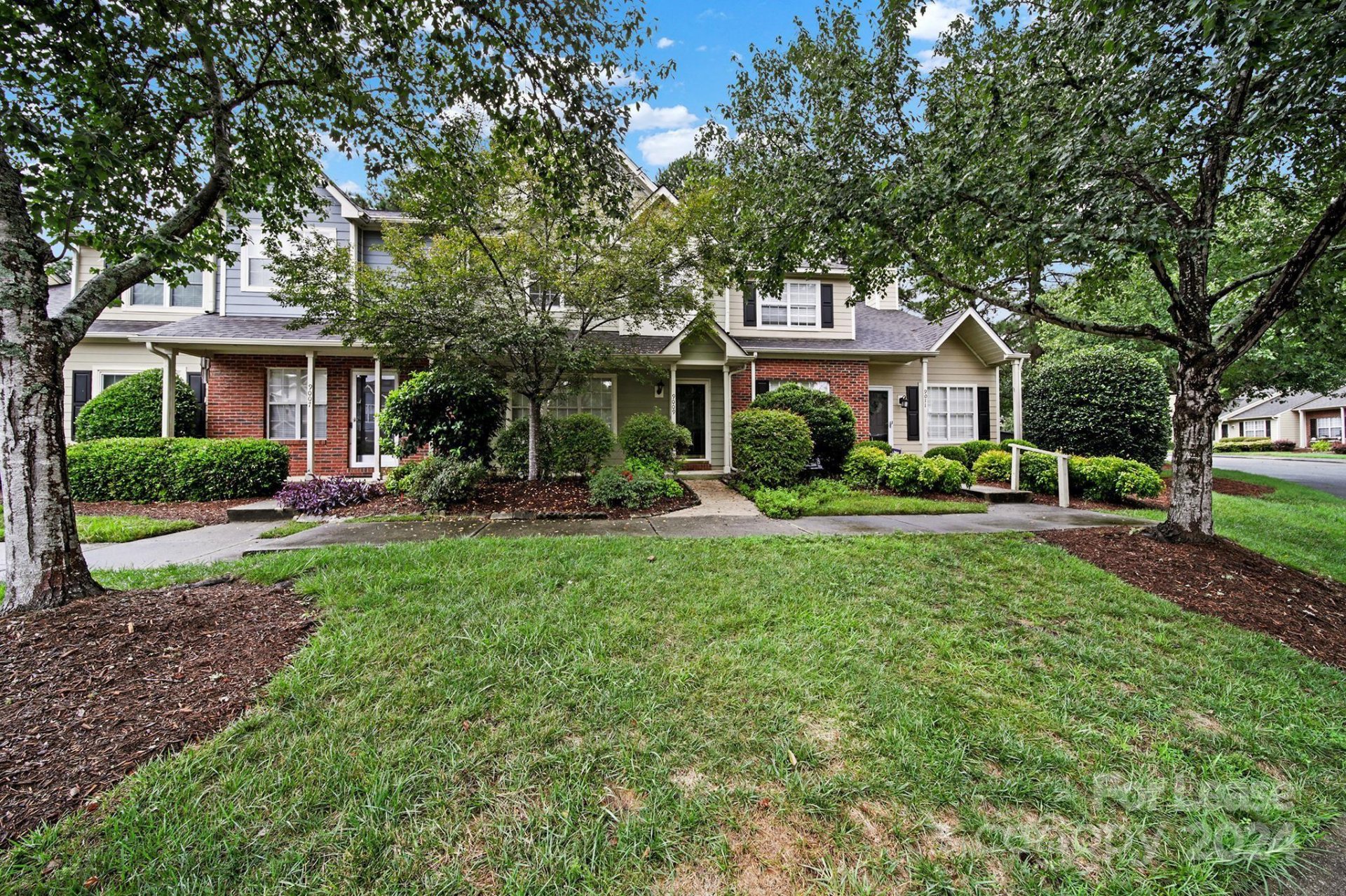 Property image 1 at 9009 Four Mile Creek Road, Charlotte, NC 28277