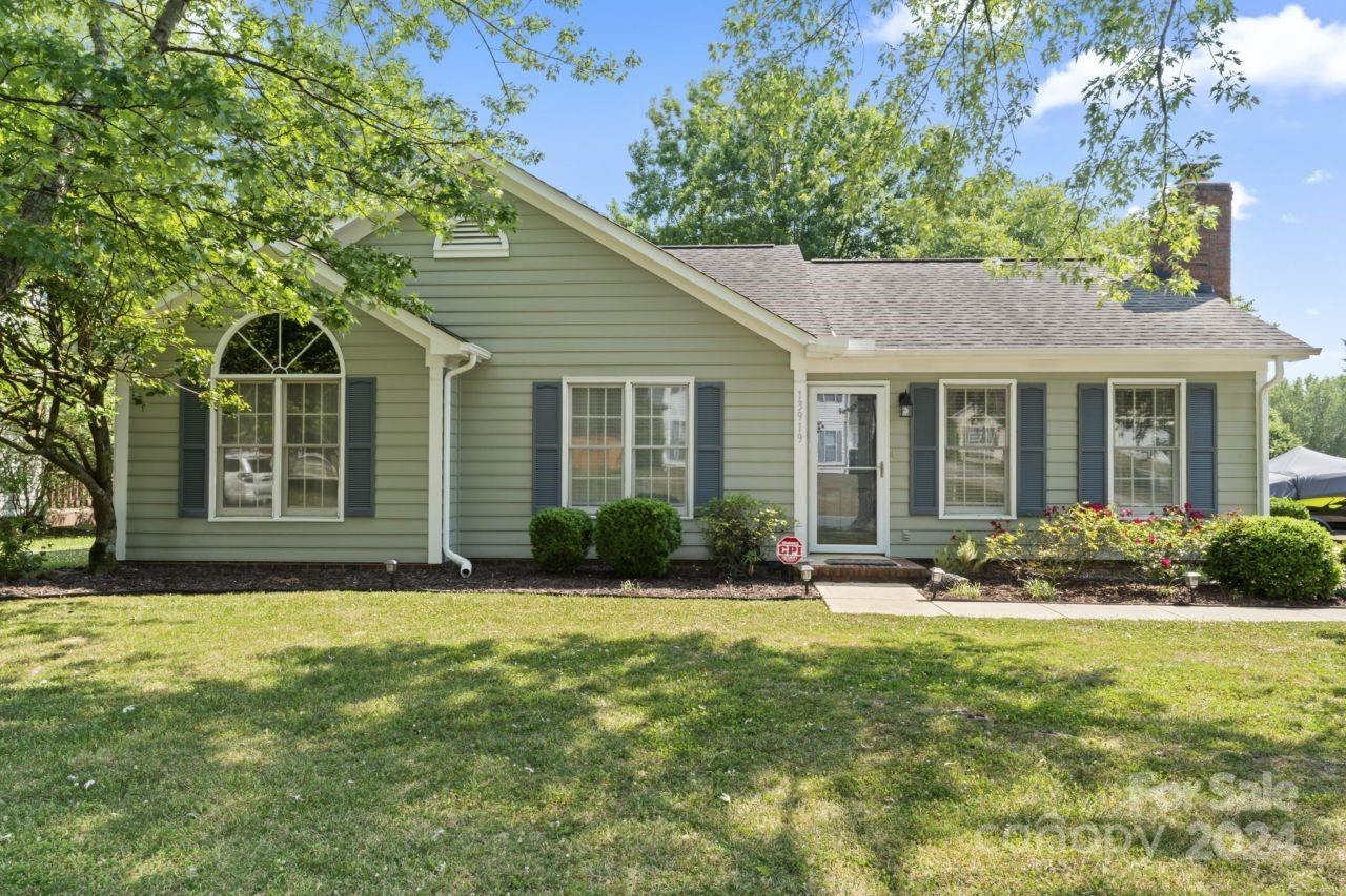 Property image 1 at 13919 Wild Heather Court, Charlotte, NC 28273
