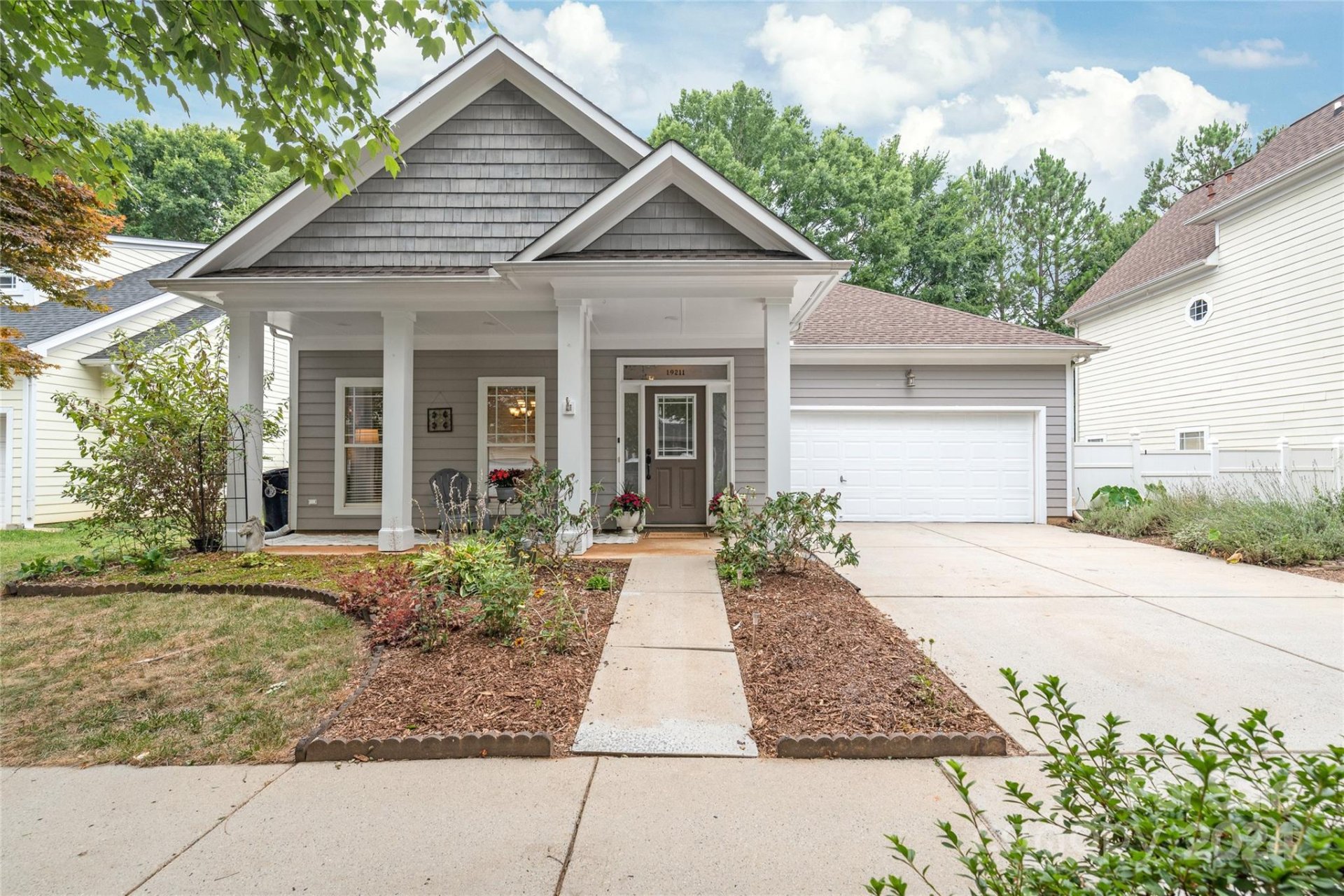 Property image 1 at 19211 Coachmans Trace, Cornelius, NC 28031