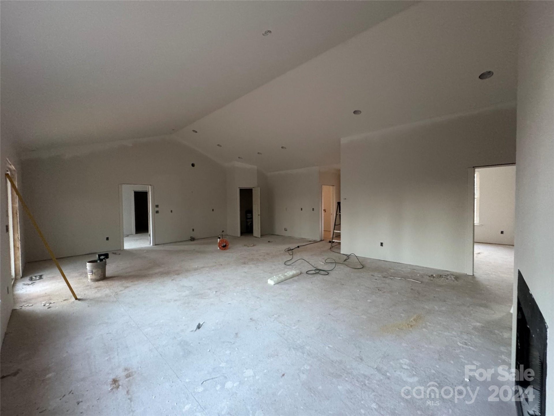 Property image 3 at 403 Dublin Lane, Columbus, NC 28722