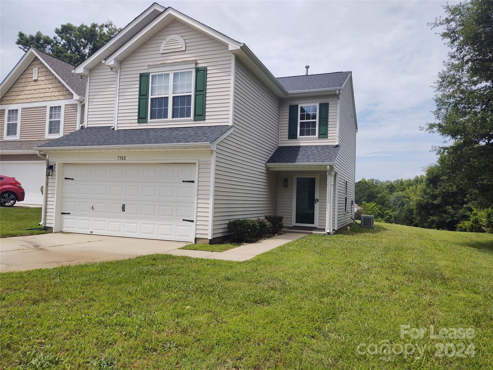 Property image 1 at 7302 Woodbourne Lane, Charlotte, NC 28273