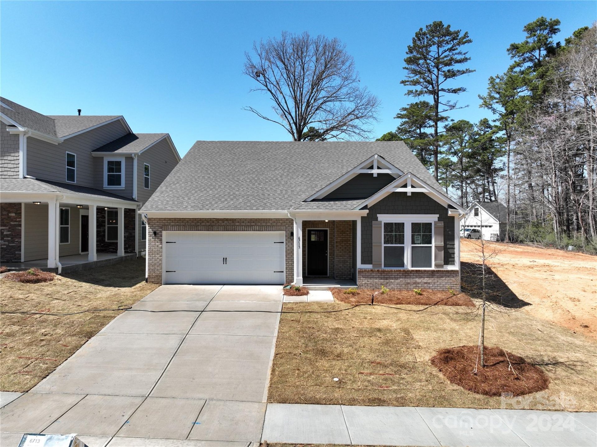 Property image 1 at 6713 Kinghurst Drive, Charlotte, NC 28216