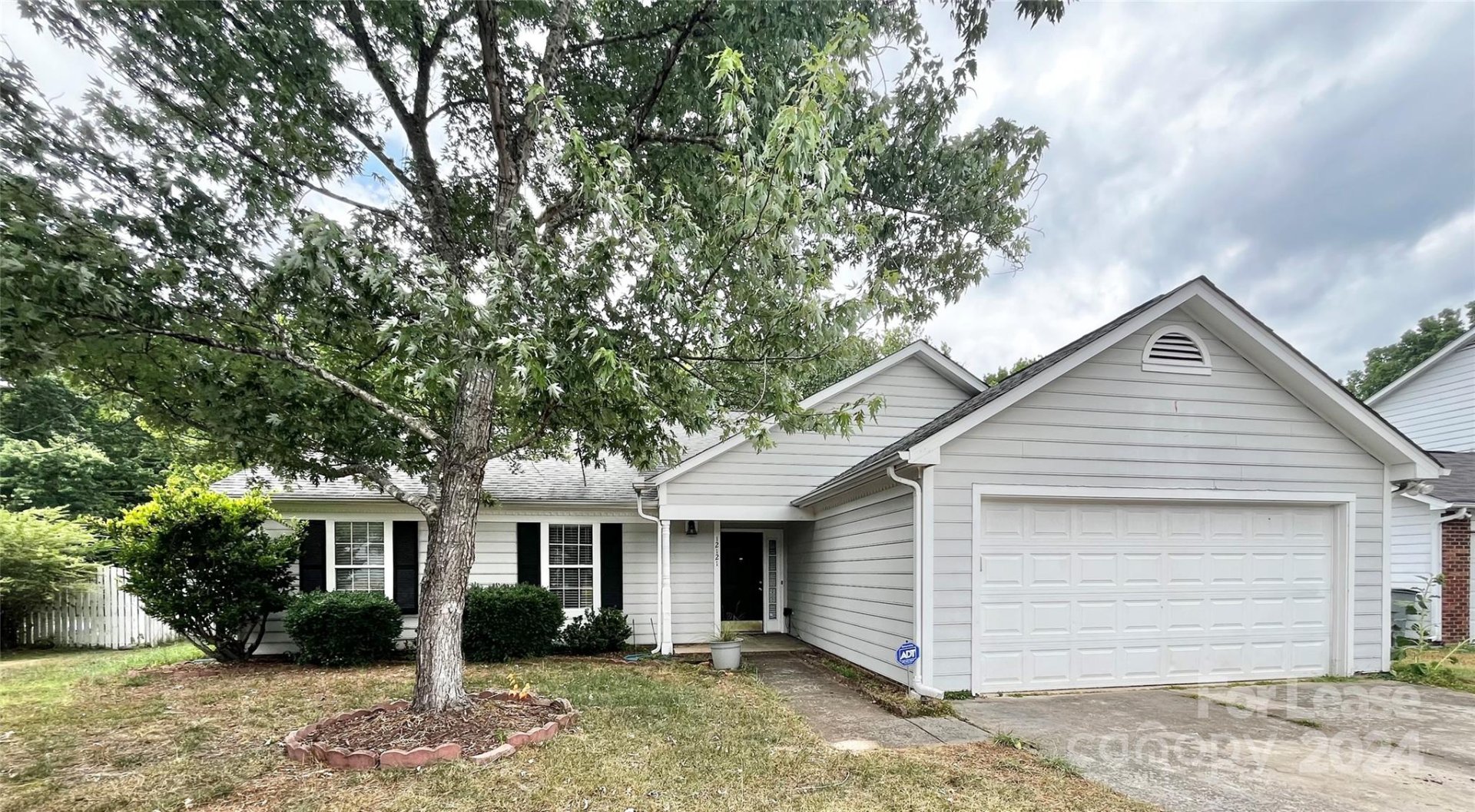 Property image 1 at 12121 Landing Green Drive, Charlotte, NC 28277