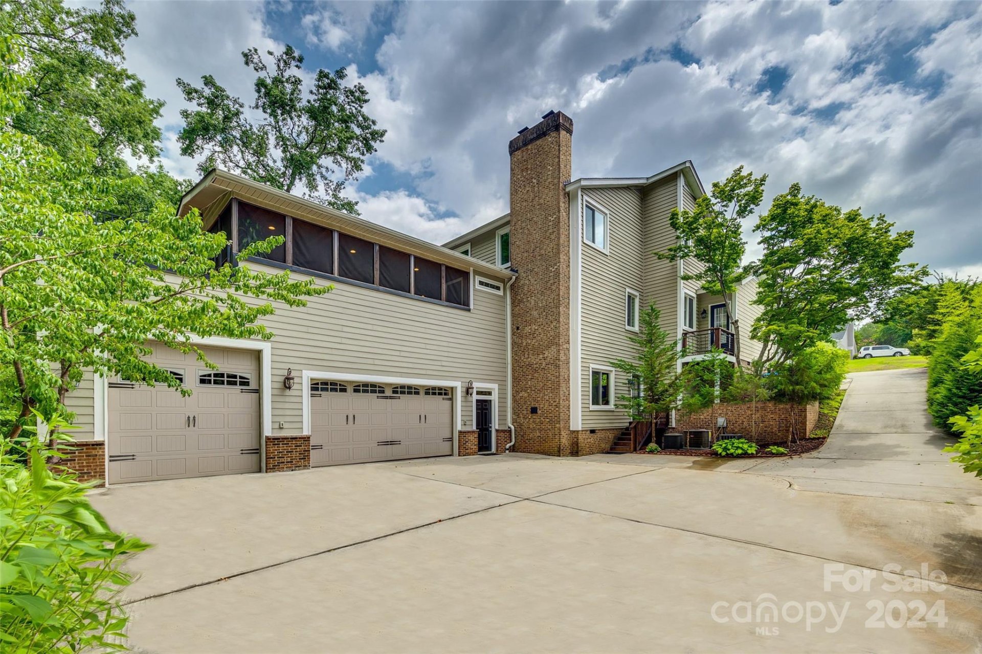 Property image 4 at 9326 Hunting Court, Matthews, NC 28105