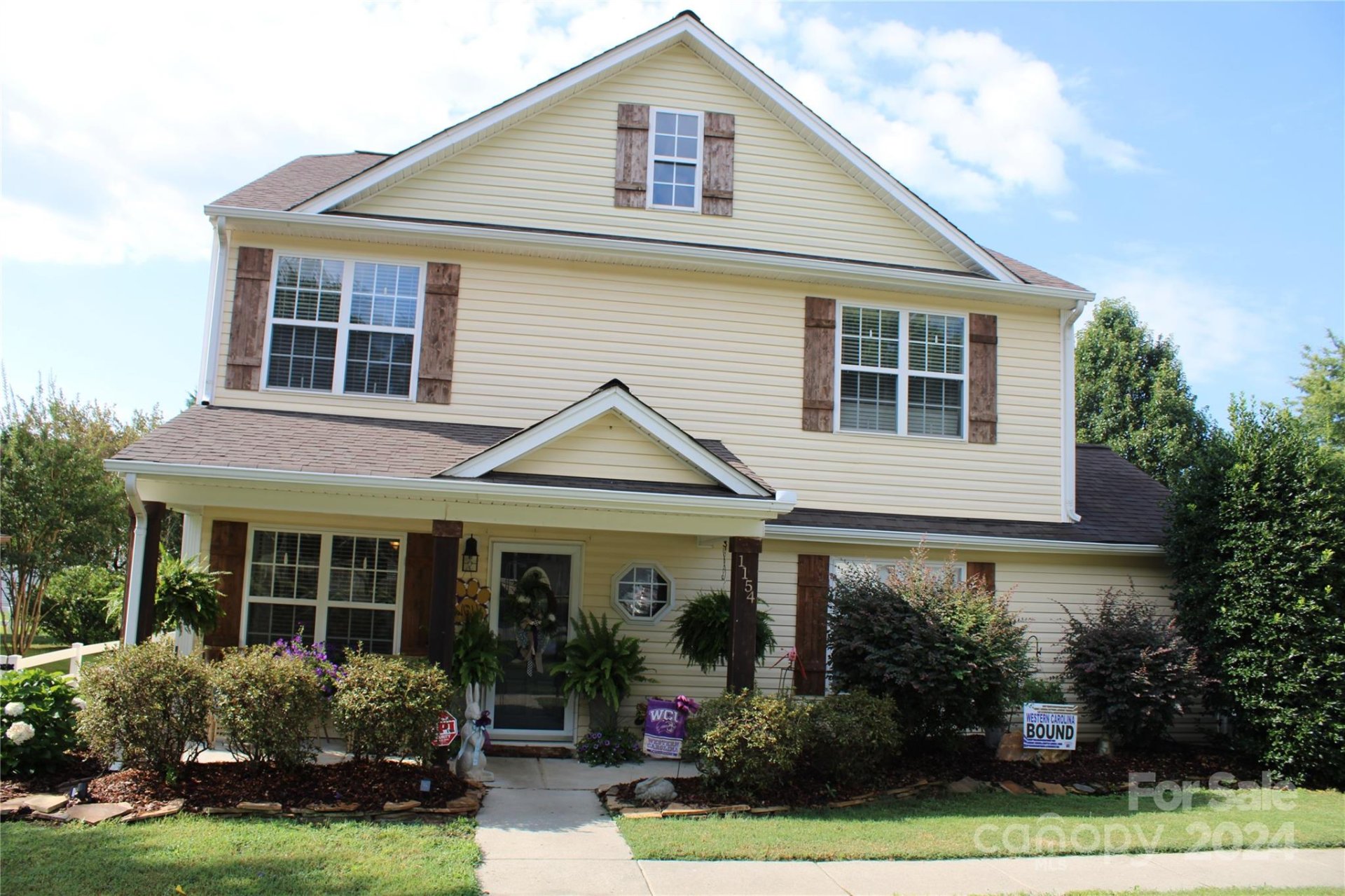 Property image 1 at 1154 Larkspur Lane, Dallas, NC 28034