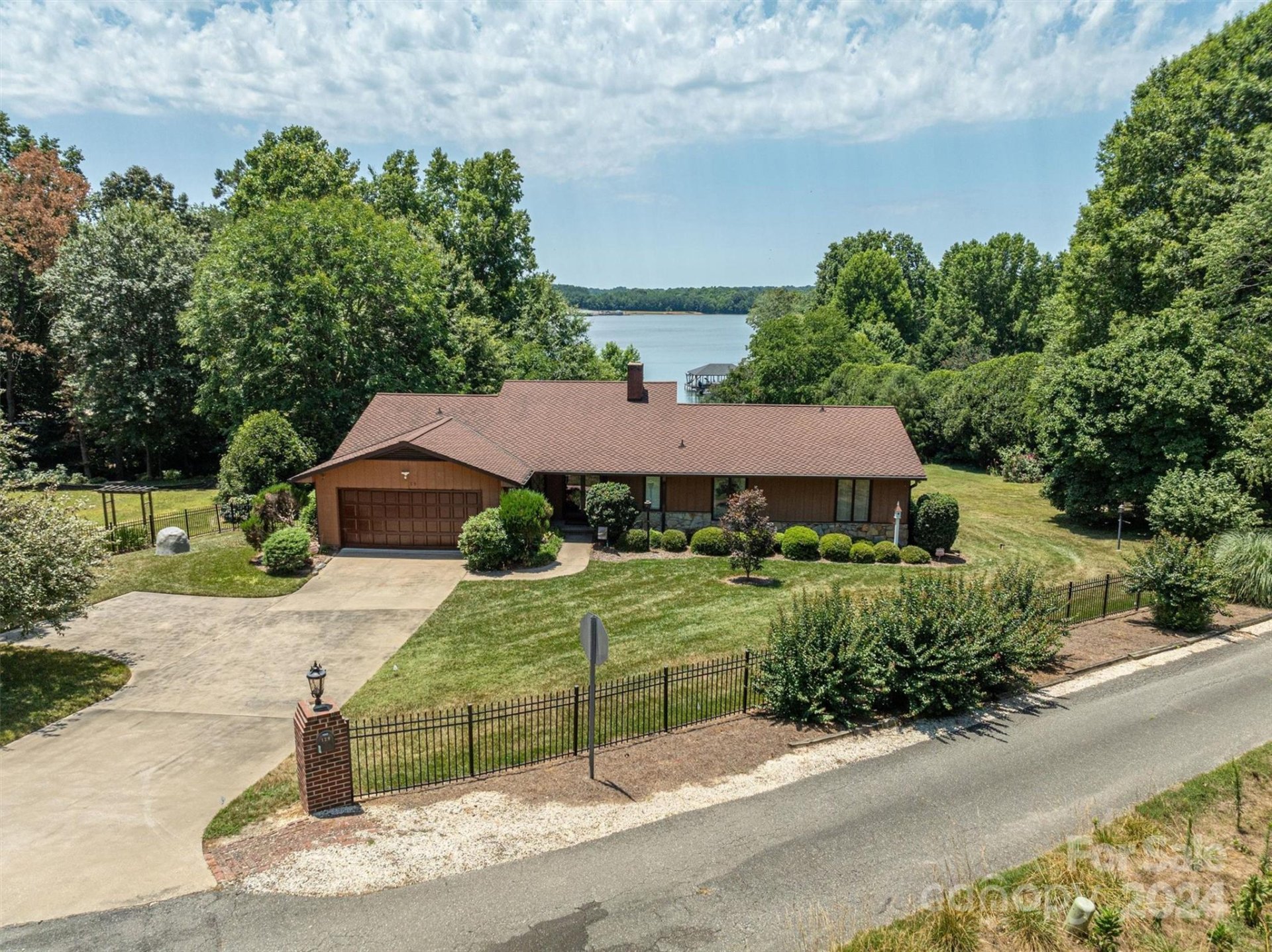 Property image 1 at 129 Lakewood Drive, Kings Mountain, NC 28086