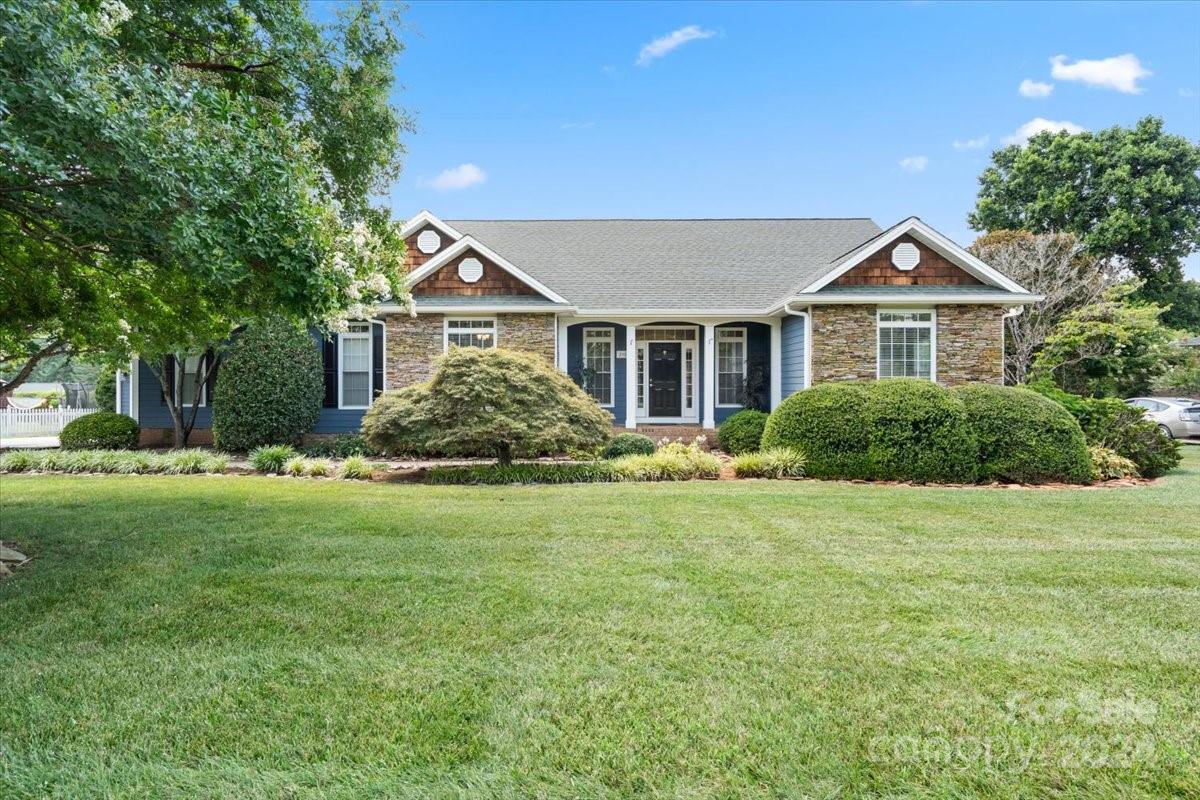 Property image 1 at 298 Canvasback Road, Mooresville, NC 28117