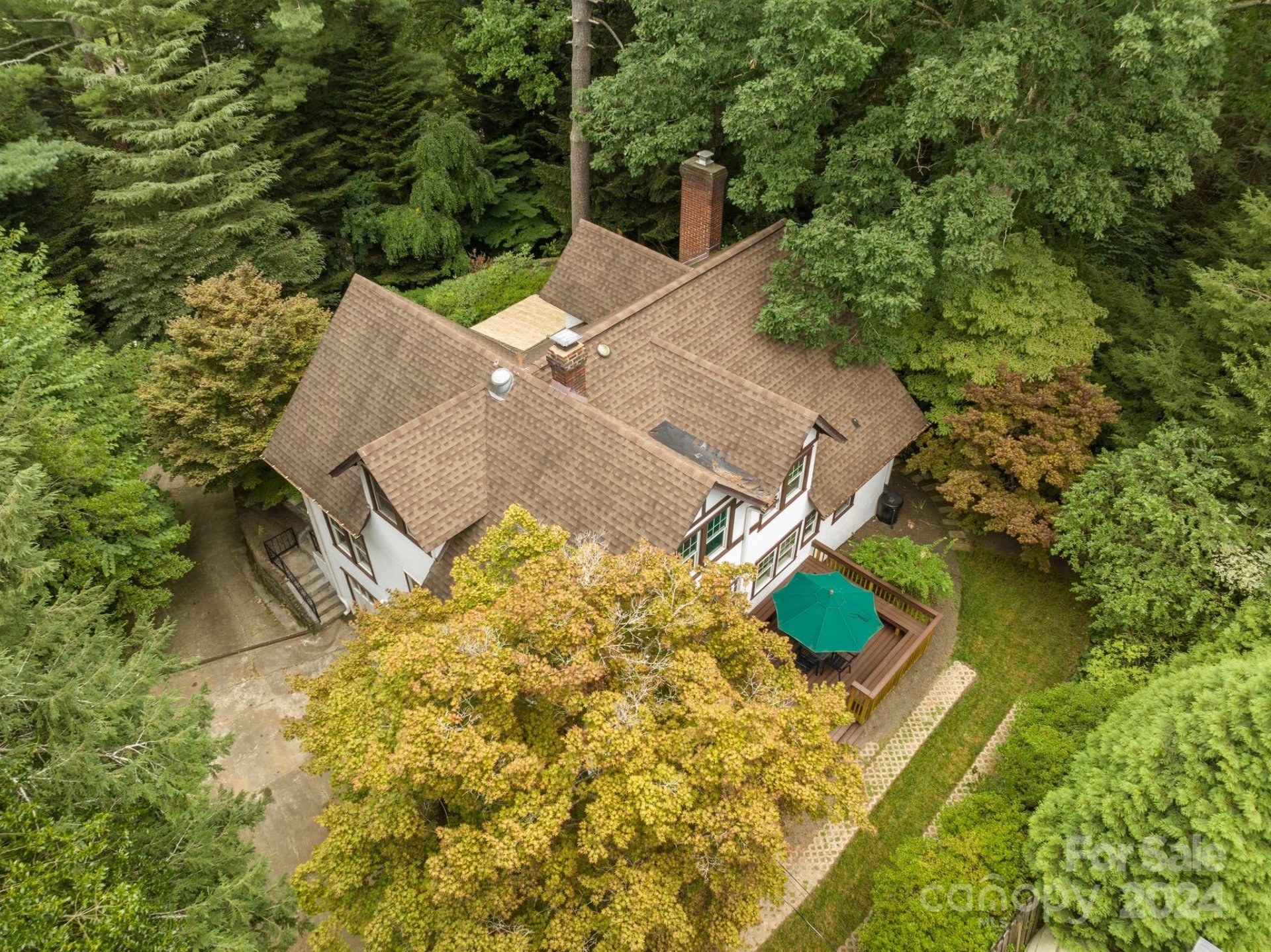 Property image 2 at 108 Lakewood Drive, Asheville, NC 28803