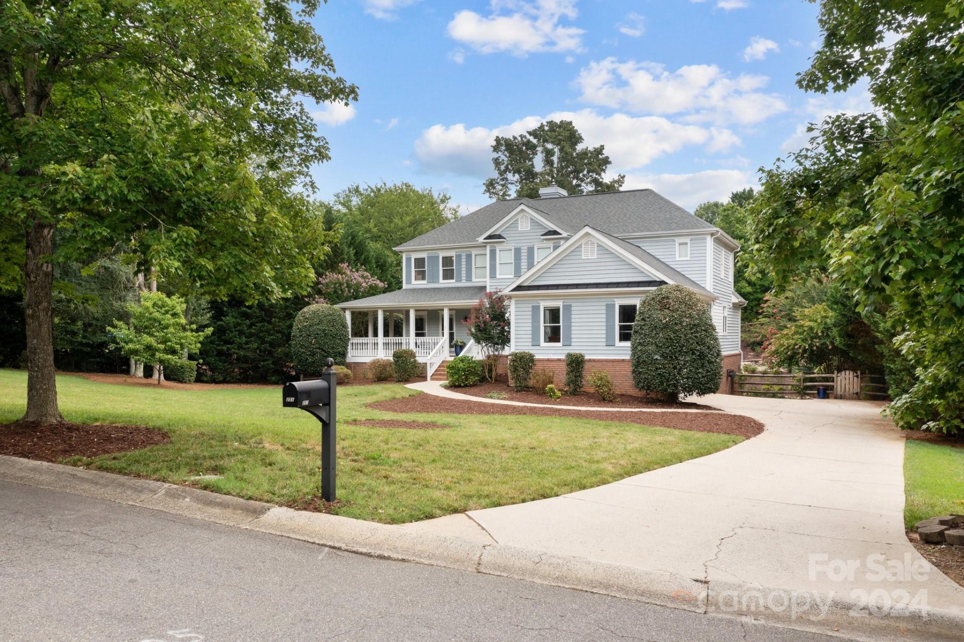 Property image 2 at 251 Kimberly Road, Davidson, NC 28036