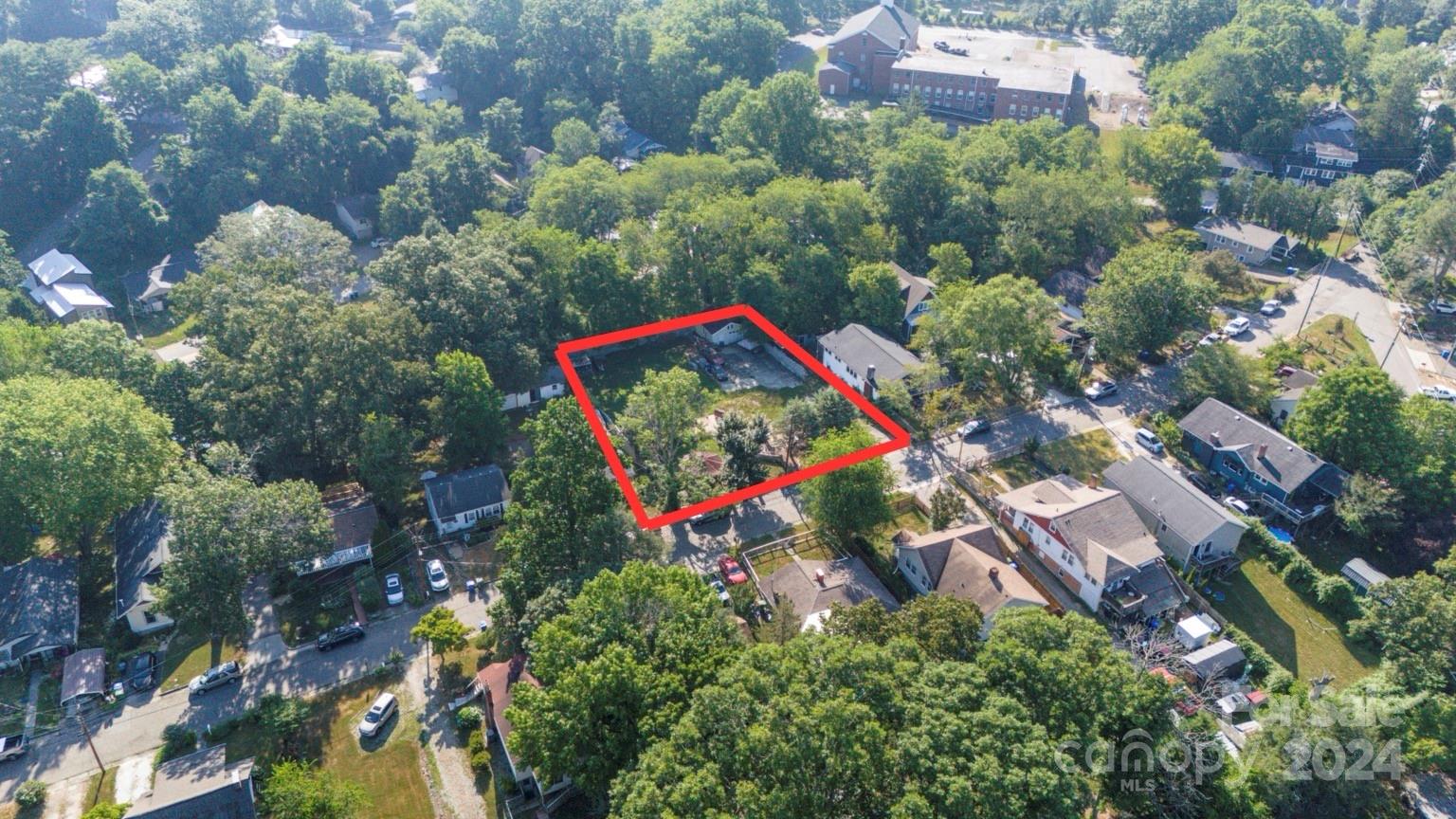 Property image 1 at 63 Vandalia Avenue, Asheville, NC 28806