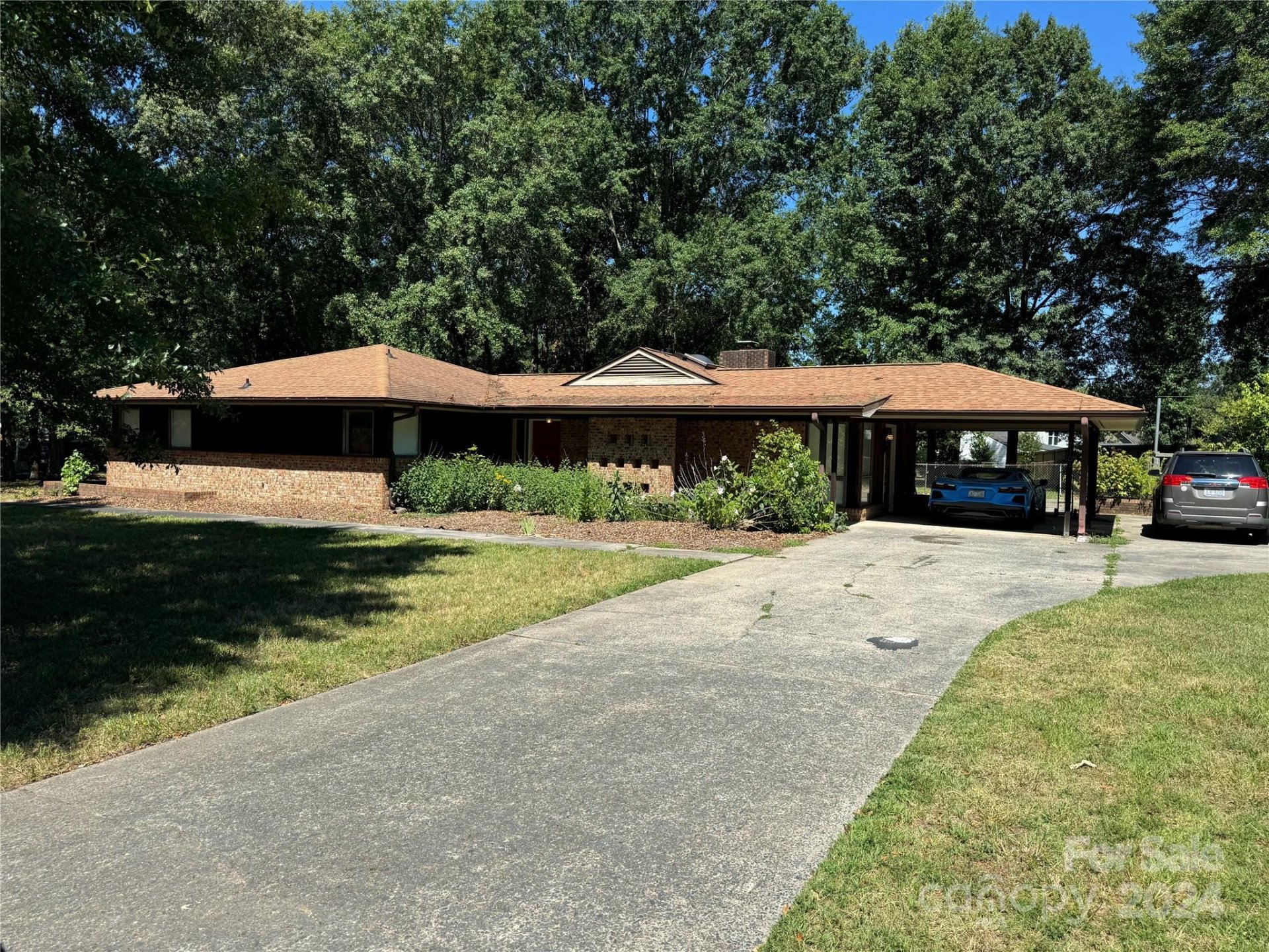 Property image 1 at 7101 Essington Drive, Charlotte, NC 28270