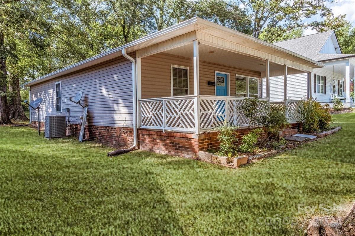 Property image 3 at 750 Jefferson Avenue, Rock Hill, SC 29730