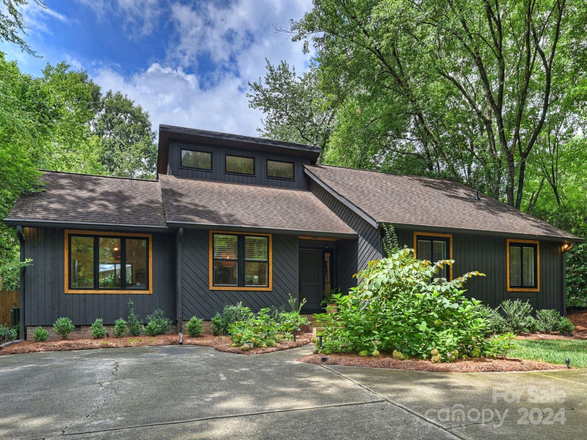 Property image 1 at 1320 Wandering Way Drive, Charlotte, NC 28226