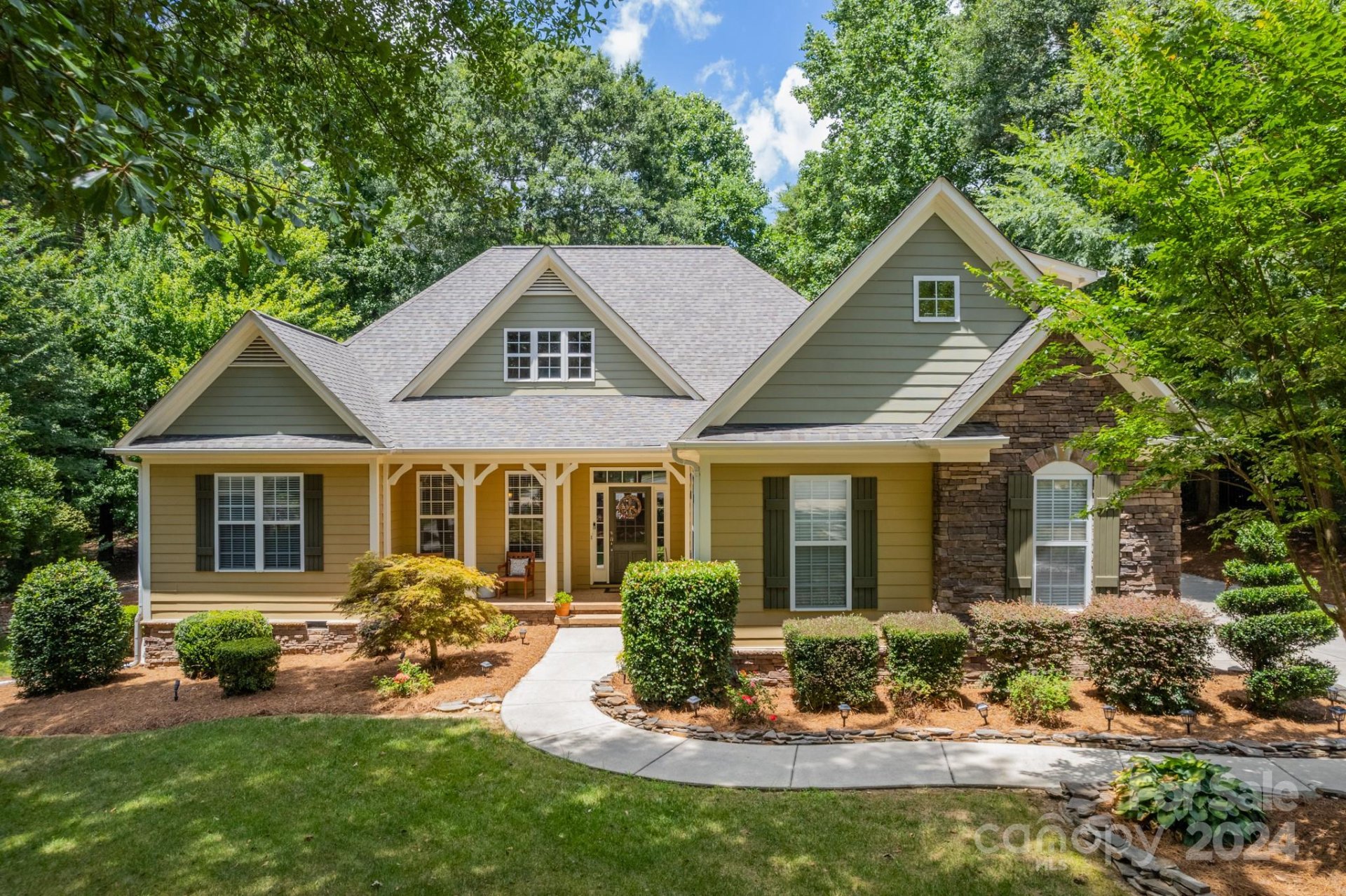 Property image 1 at 116 Cricket Hollow Drive, Mount Holly, NC 28120
