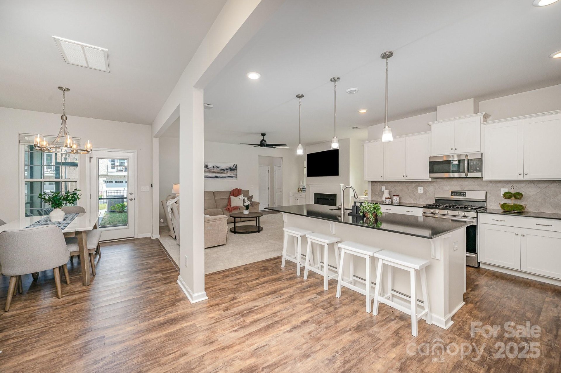Property image 5 at 8053 Cornhill Avenue, Charlotte, NC 28277