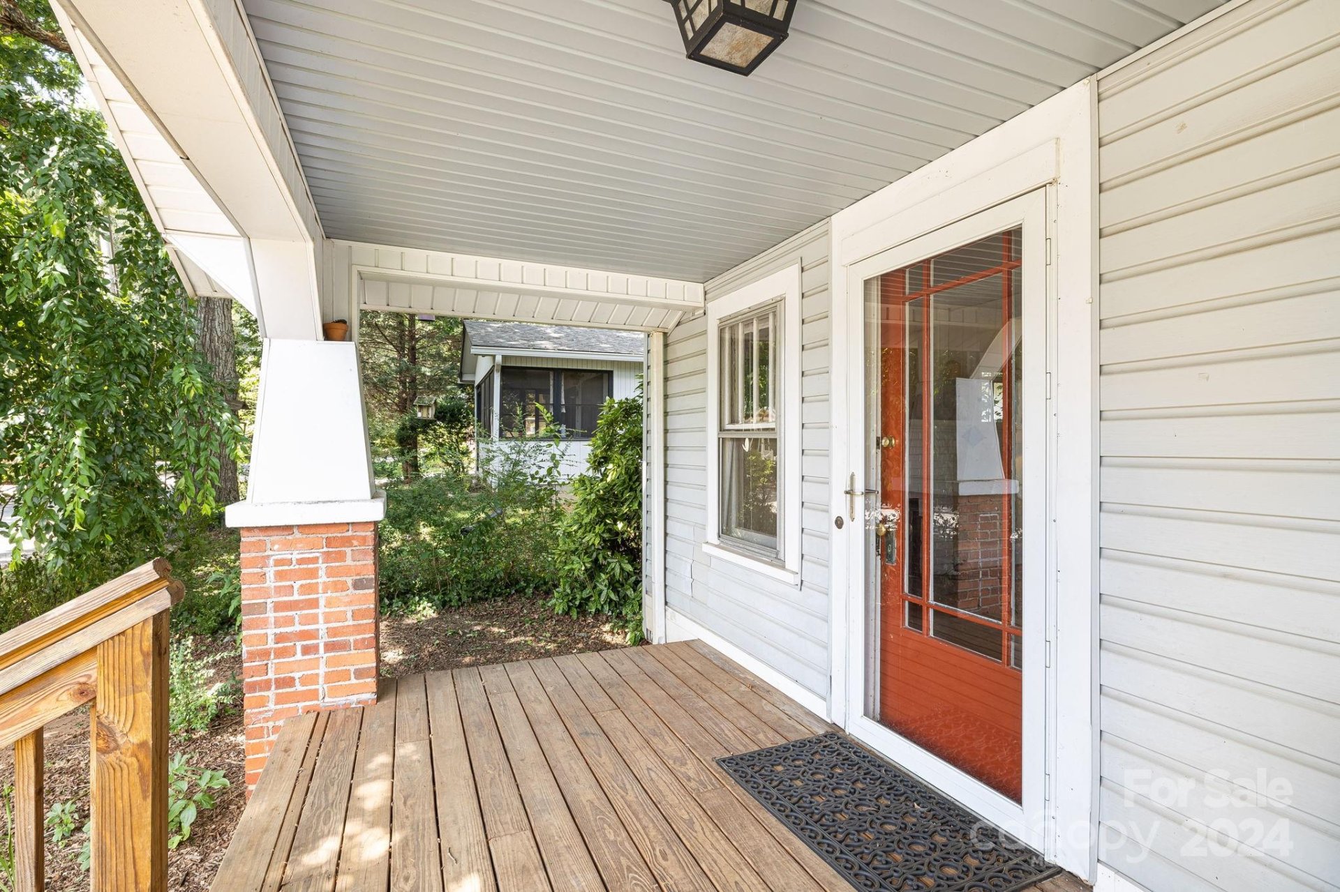 Property image 3 at 8 Trotter Place, Asheville, NC 28806