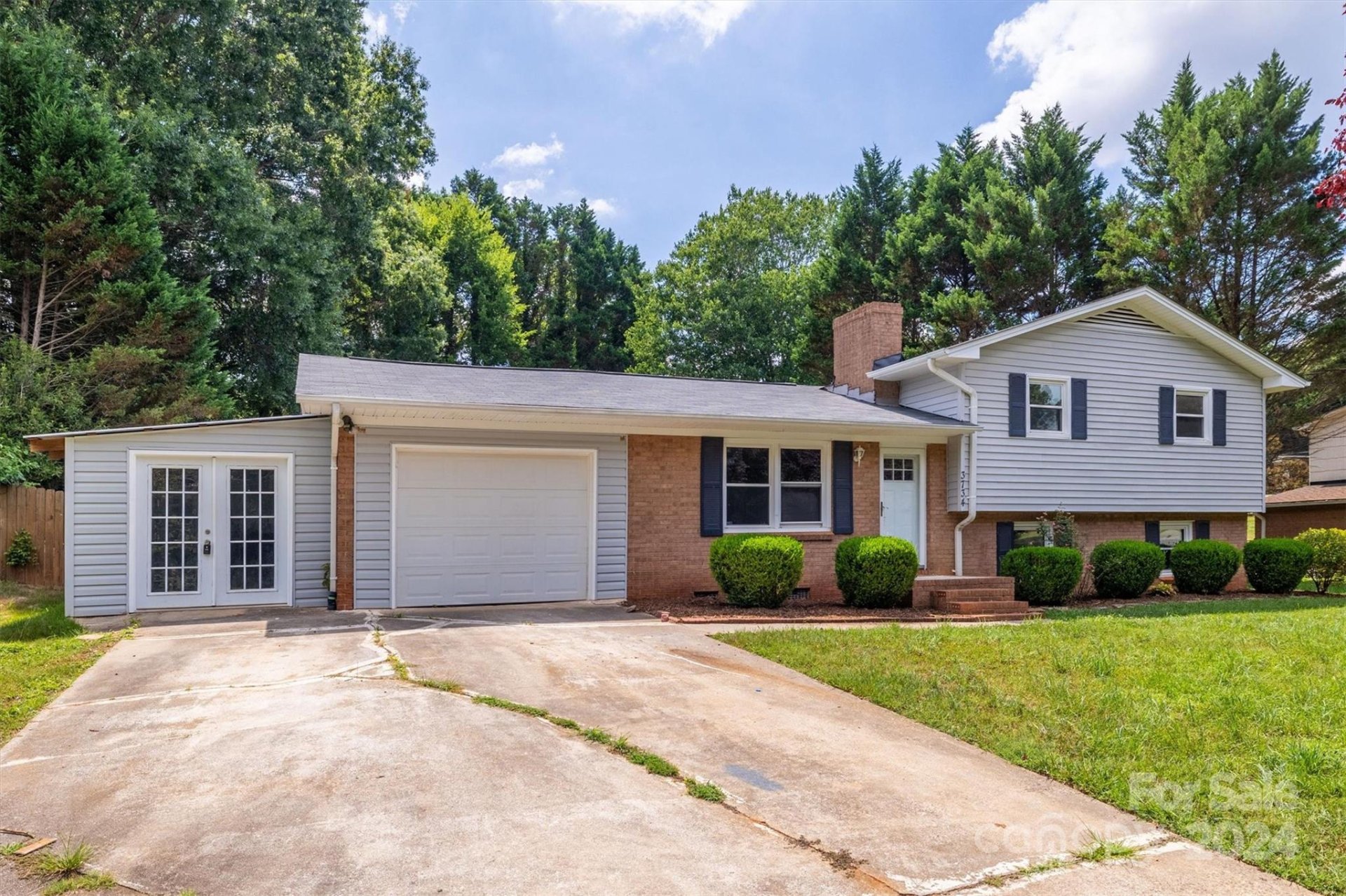 Property image 1 at 3734 21st Street, Hickory, NC 28601