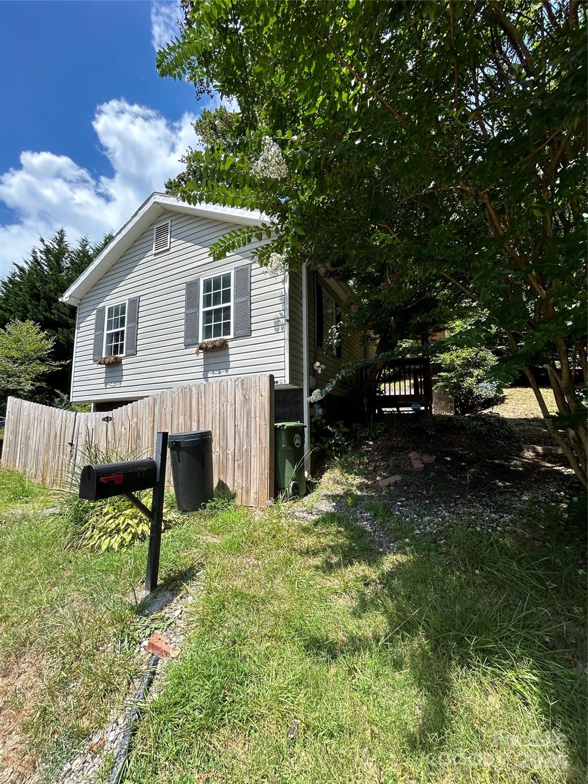 Property image 2 at 157 Druid Drive, Asheville, NC 28805