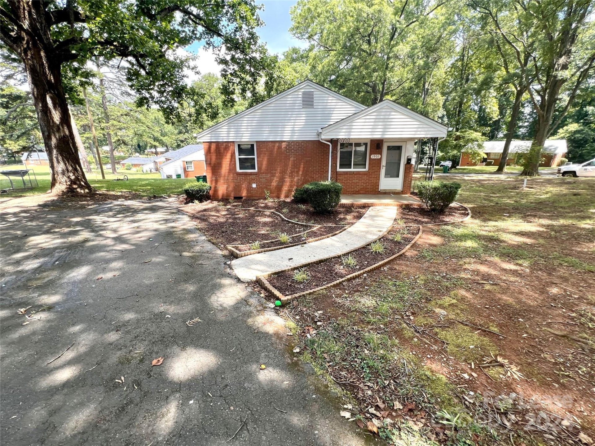 Property image 1 at 1902 Dickens Avenue, Charlotte, NC 28208