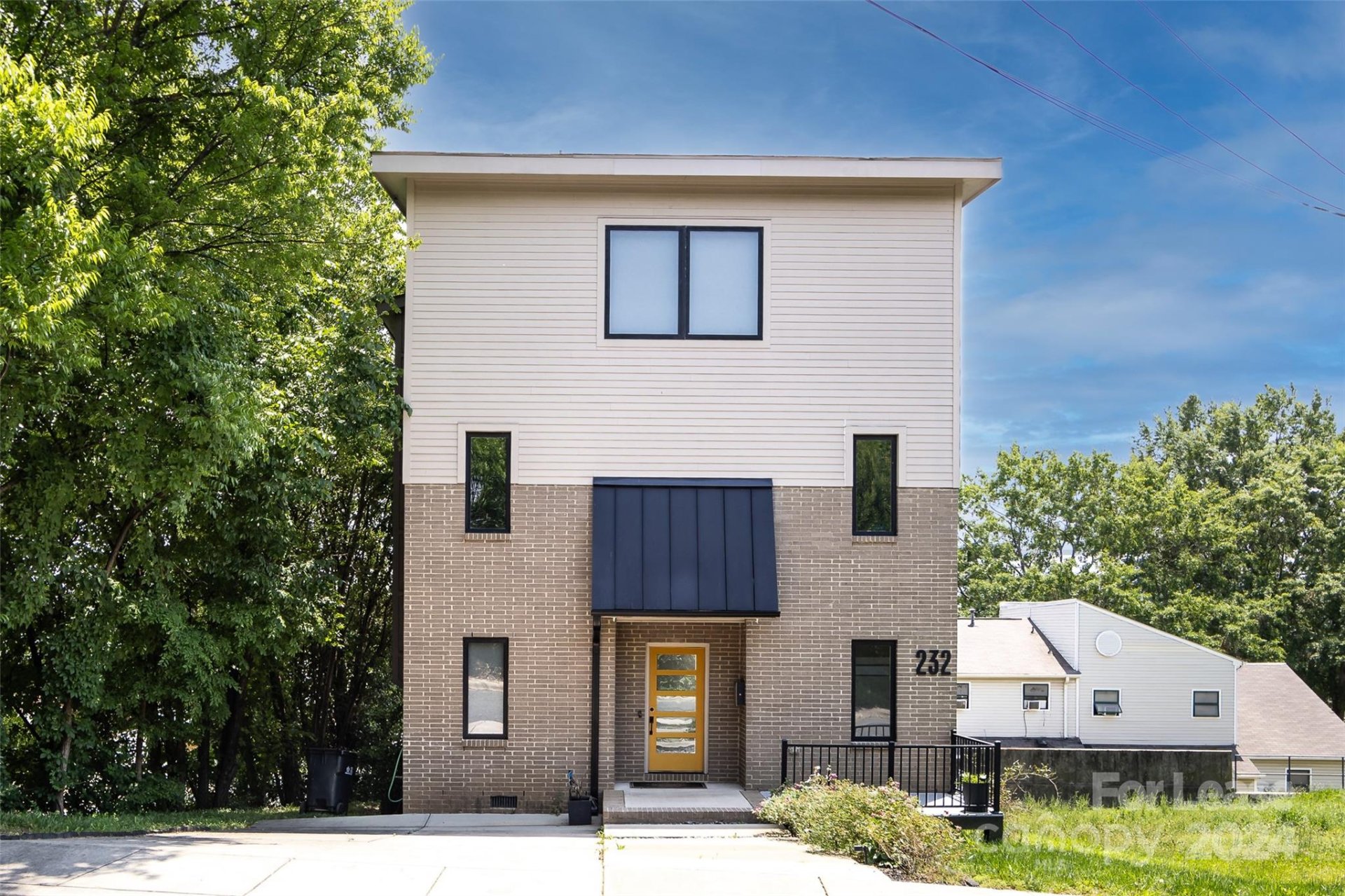 Property image 1 at 232 Flint Street, Charlotte, NC 28216
